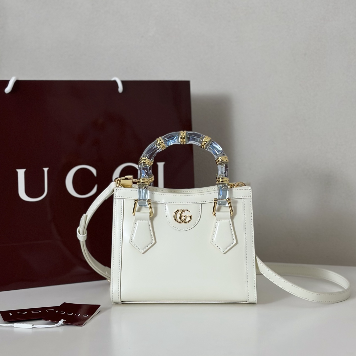 NO:393582,The quality of the counter, top-quality original goods, real-life photos!  832936 meters white, size width 20x height 16x side width 10cm, batch, GUCCI [original leather], gucci19860909专柜品质,顶级原单货,实物实拍！832936米白,尺寸宽20x高16x侧宽10cm,批,GUCCI【原厂皮】,gucci,Bag