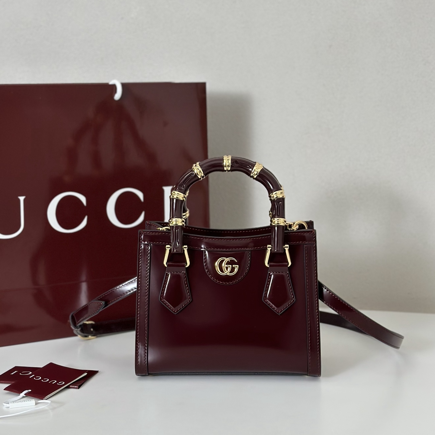 NO:393586,The quality of the counter, top-quality original goods, real-life photos!  832936 Encore Red, size width 20x height 16x side width 10cm, batch, GUCCI [original leather], gucci19860909专柜品质,顶级原单货,实物实拍！832936安可拉红,尺寸宽20x高16x侧宽10cm,批,GUCCI【原厂皮】,gucci,Bag