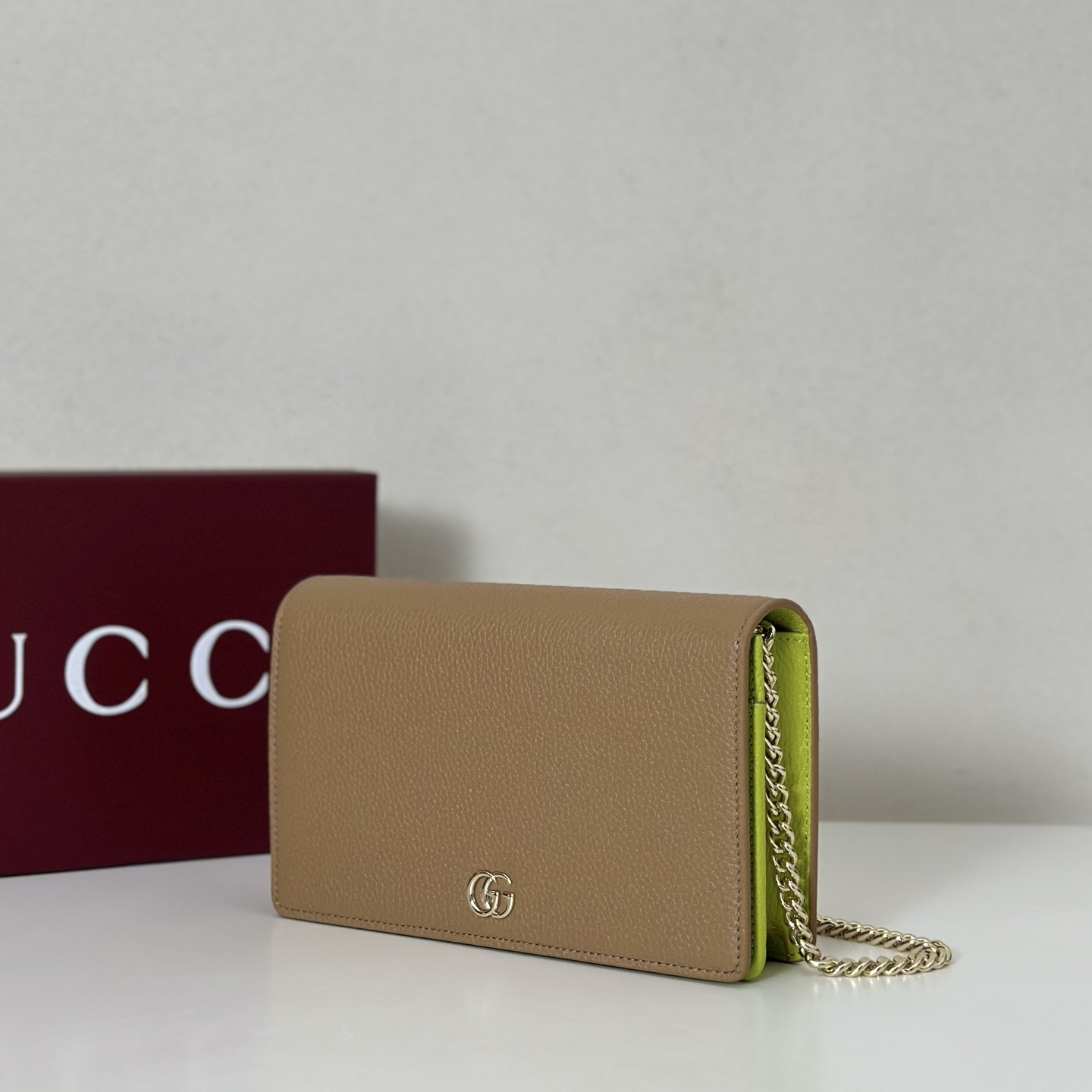 Gucci Style Beige Bag Lookbook Reference image 2