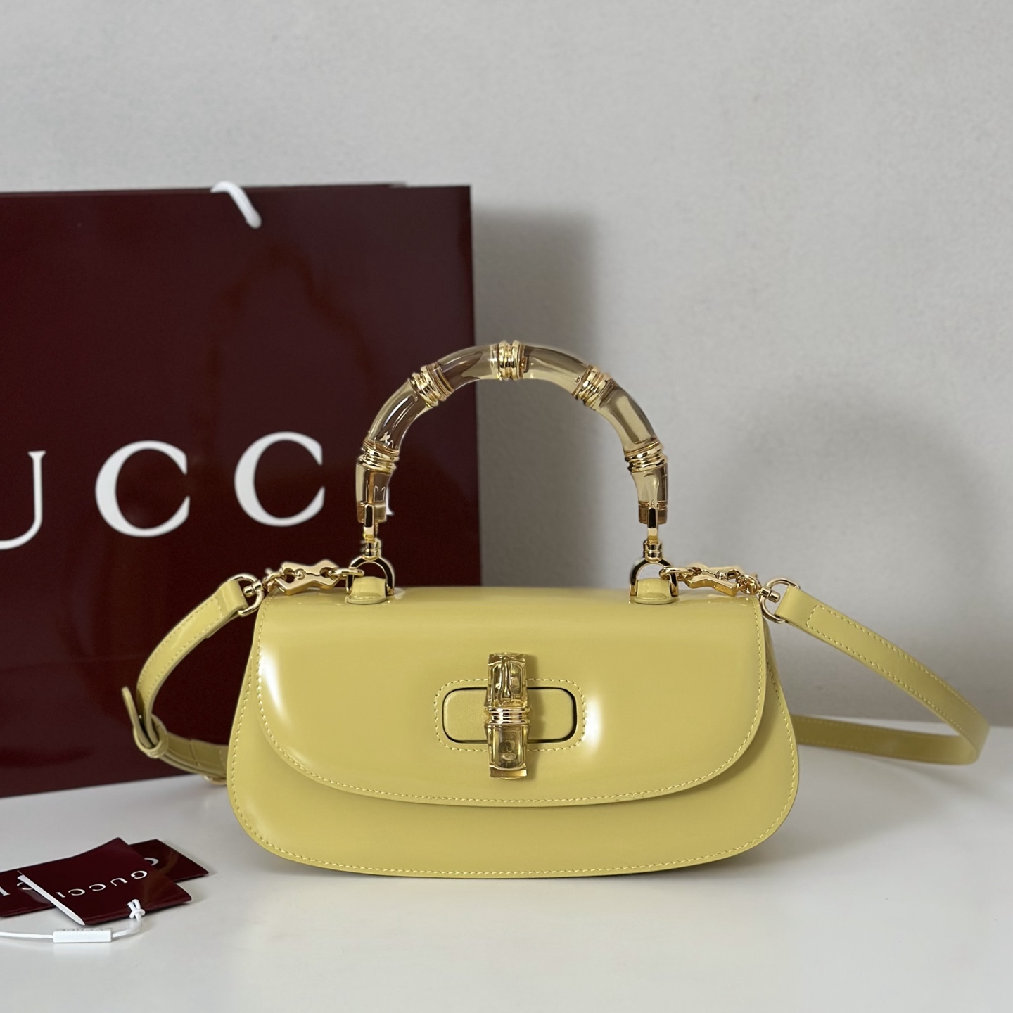 NO:406940,The quality of the counter, top-quality original goods, real-life photos!  827750 light yellow, size width 26.6x height 13x side width 8, batch, GUCCI [original leather], gucci19860909专柜品质,顶级原单货,实物实拍！827750浅黄,尺寸宽26.6x高13x侧宽8,批,GUCCI【原厂皮】,gucci,Bag