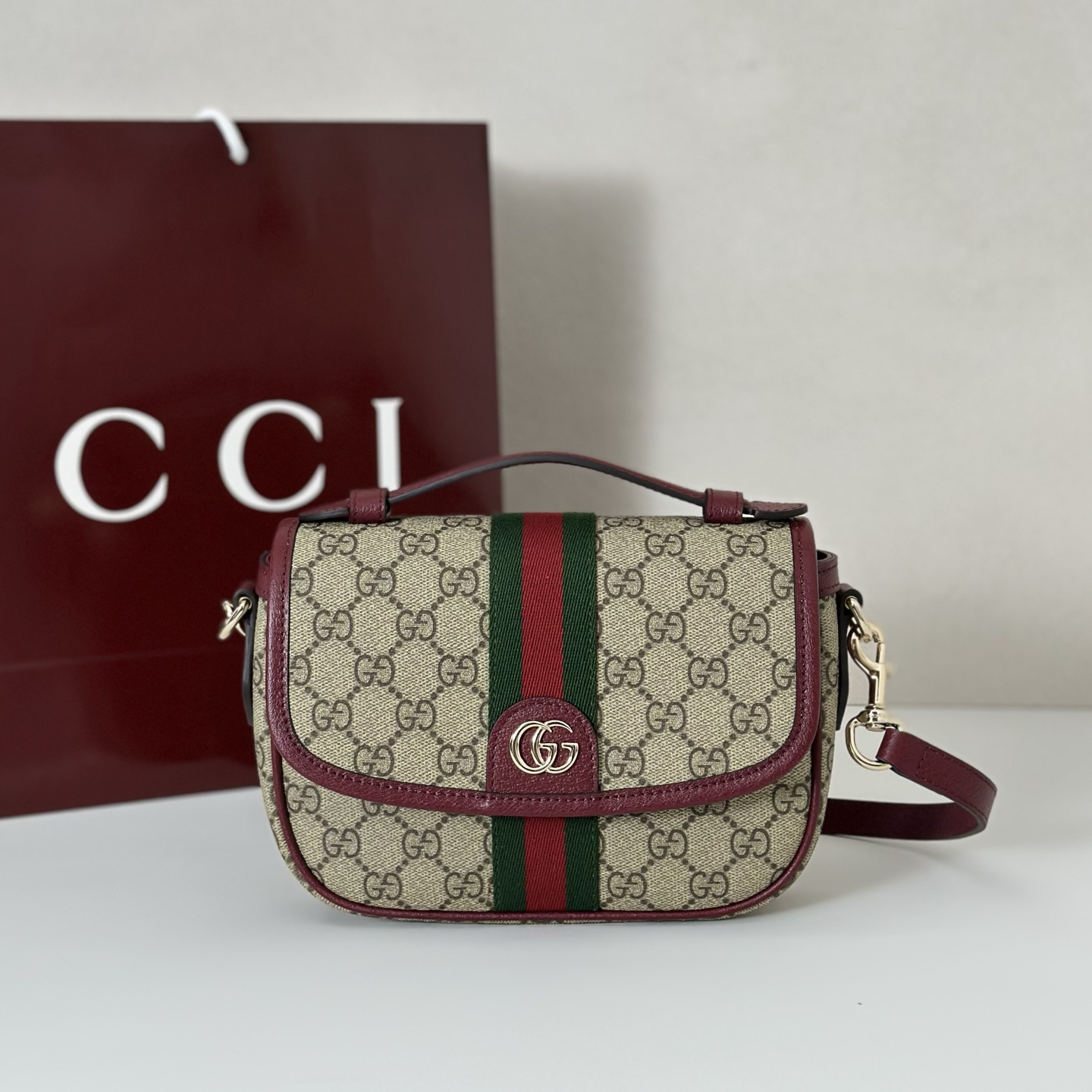 NO:812727,Counter quality, top-quality original goods, real photos!  Model No. 836843 brown leather/burgundy leather, size width 20x height 16x side width 5cm, batch, Gucci original leather [price based on quantity]19860909专柜品质,顶级原单货,实物实拍！款号836843啡胶/酒红皮,尺寸宽20x高16x侧宽5cm,批,古奇原厂皮【跑量价】,Bag