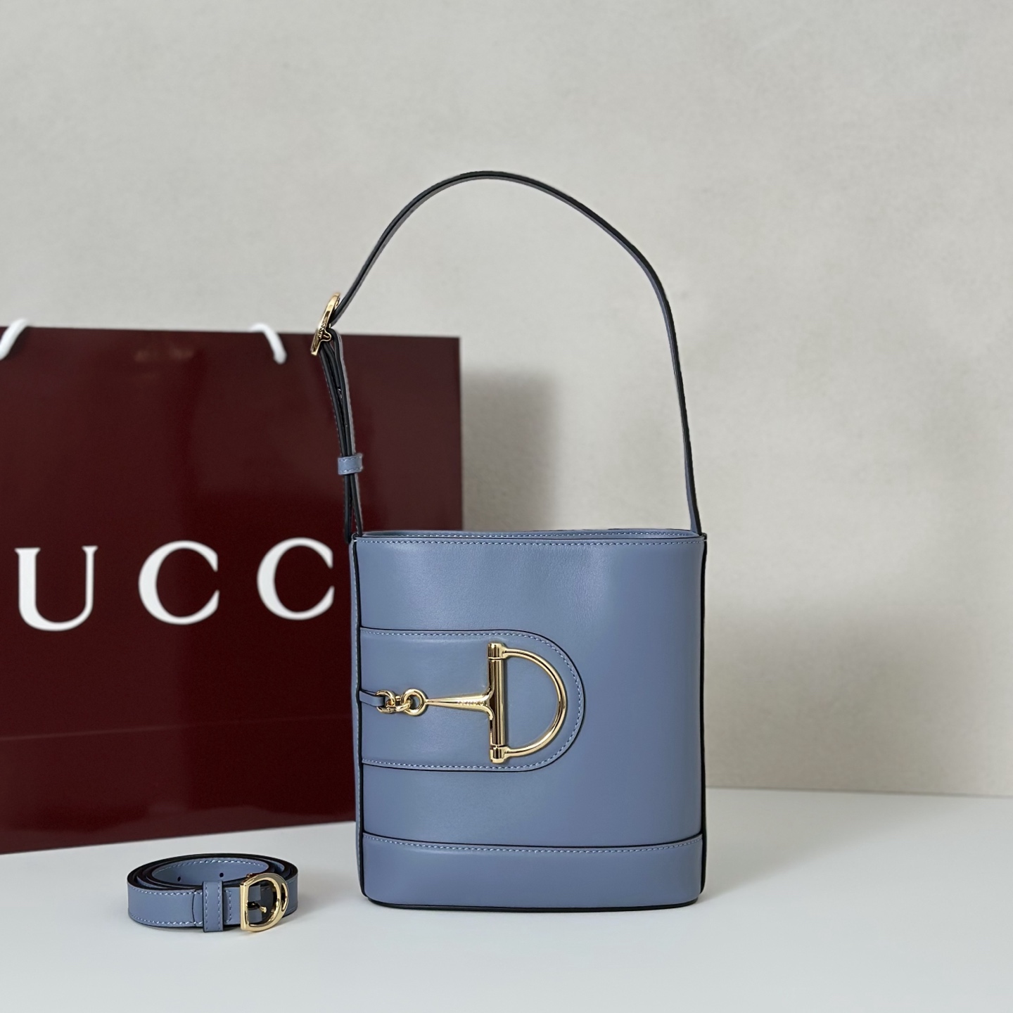 NO:582250,Counter quality, top-quality original goods, real photos!  Style number 833665 gray blue, size width 18.5x height 20x side width 8.5cm, batch, GUCCI [original leather], gucci19860909专柜品质,顶级原单货,实物实拍！款号833665灰蓝色,尺寸宽18.5x高20x侧宽8.5cm,批,GUCCI【原厂皮】,gucci,Bag