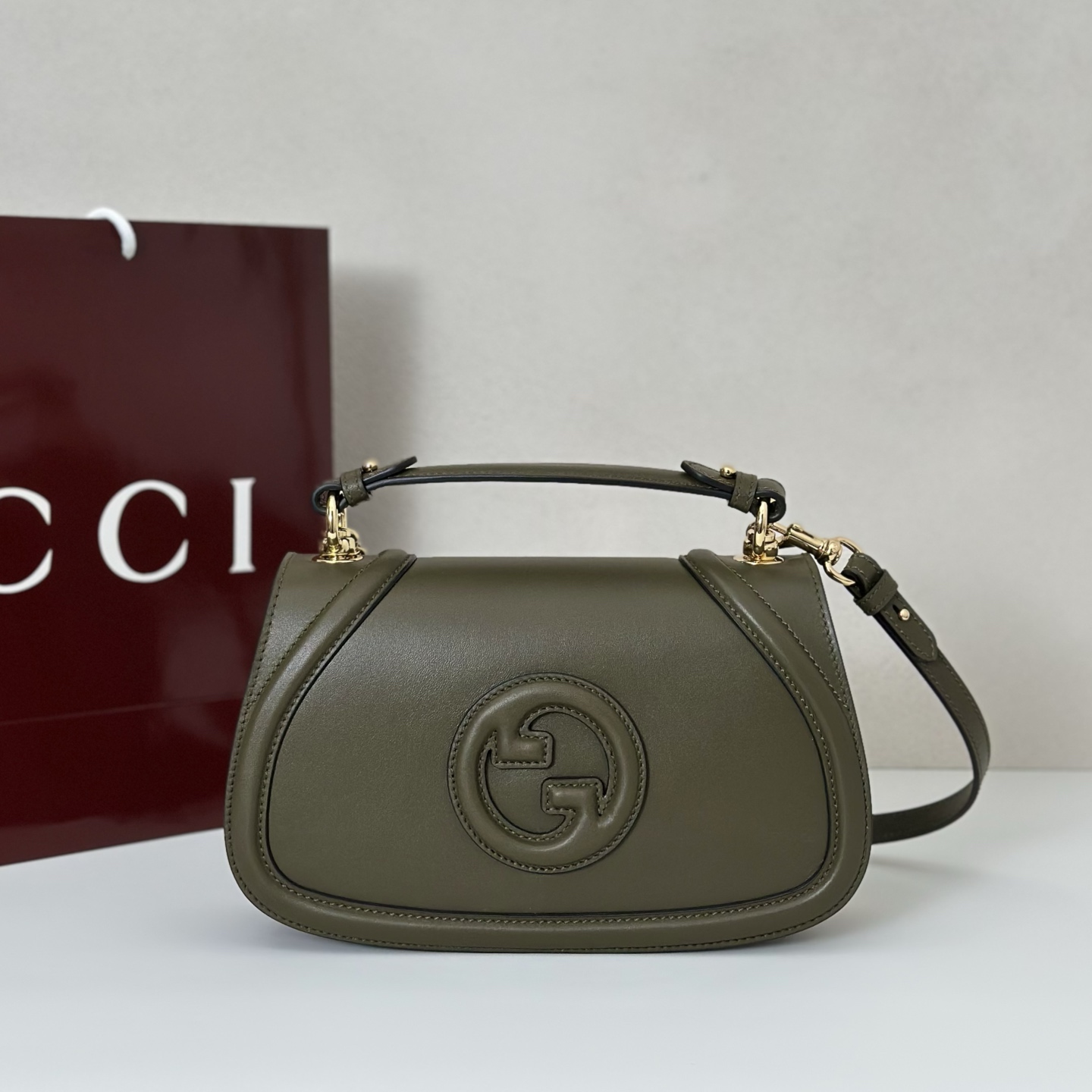 NO:555885,Counter quality, top-quality original goods, real photos!  Style number 815714 forest green, size width 27X height 17X side width 7cm, batch, GUCCI [original leather], gucci19860909专柜品质,顶级原单货,实物实拍！款号815714森林绿,尺寸宽27X高17X侧宽7cm,批,GUCCI【原厂皮】,gucci,Bag