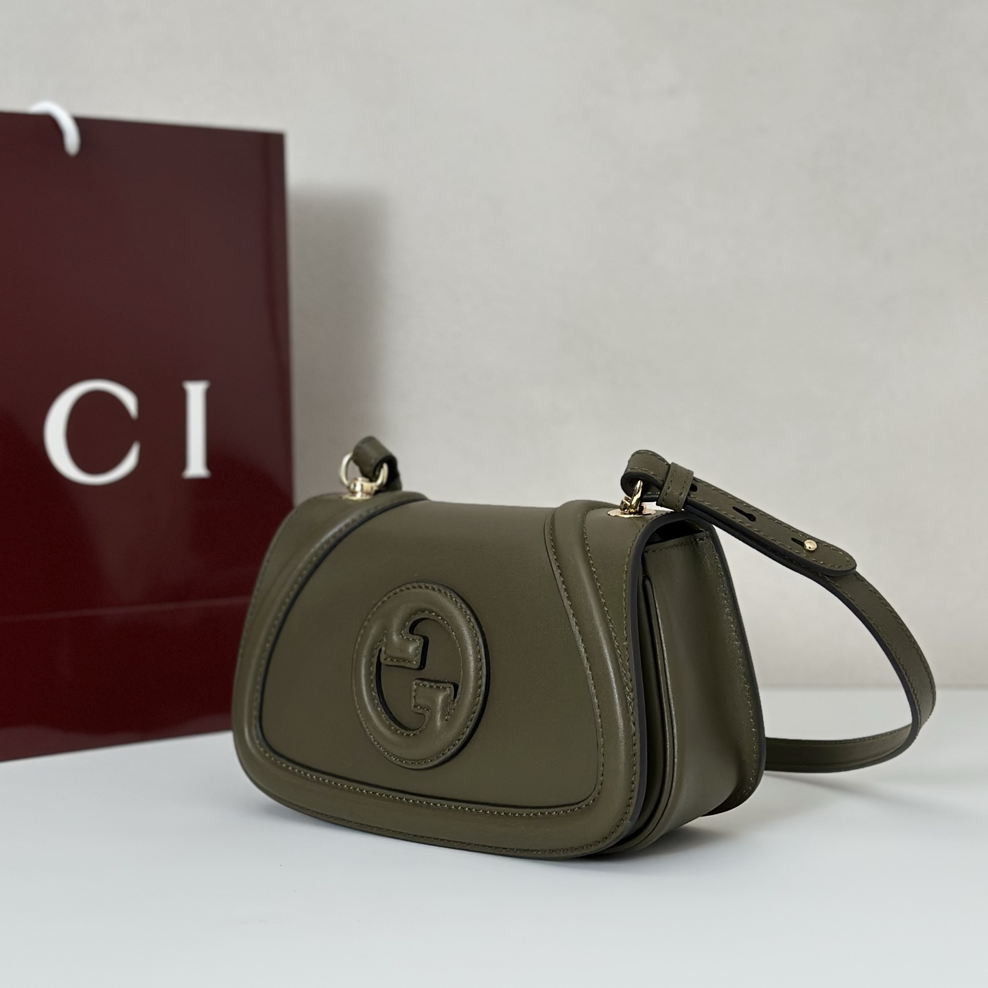 Gucci Style Green Bag Lookbook Reference image 2