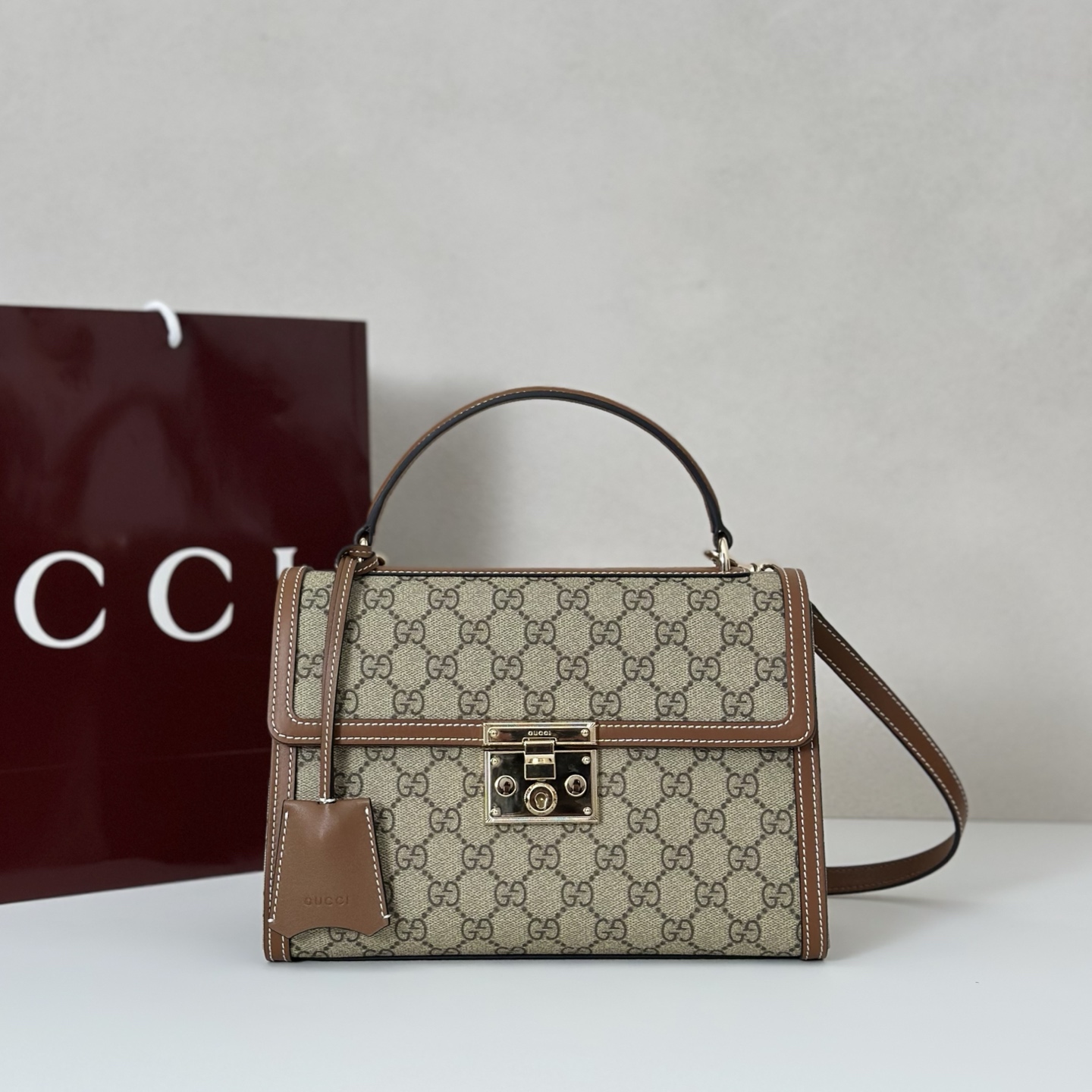 NO:394657,The quality of the counter, top-quality original goods, real-life photos!  Model number 838998 brown, size width 26X height 18X side width 11.5, batch, GUCCI [original leather], gucci19860909专柜品质,顶级原单货,实物实拍！款号838998啡棕,尺寸宽26X高18X侧宽11.5,批,GUCCI【原厂皮】,gucci,Bag