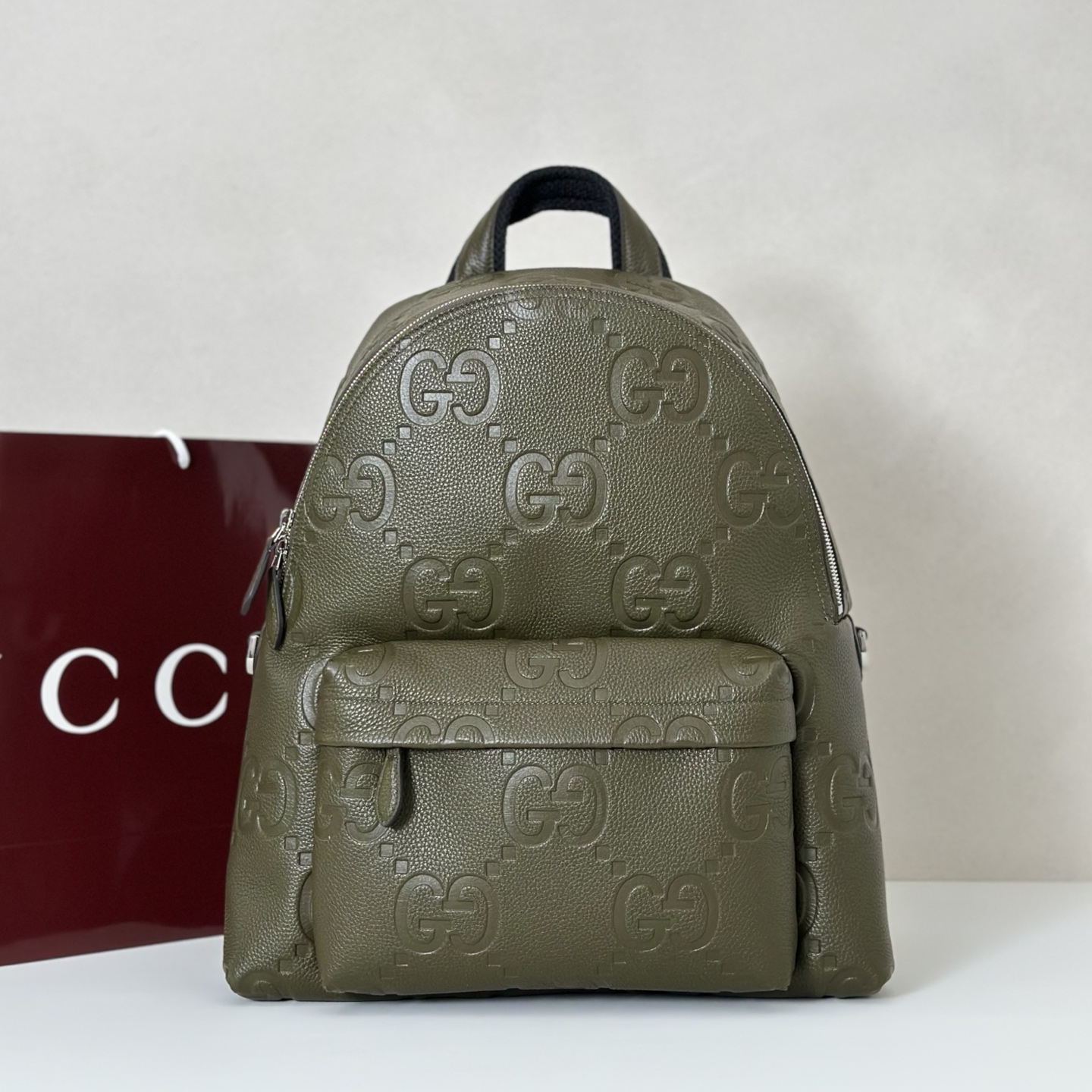 Gucci Rugzak in Groen Leer met GG-reliëf - Stijlvolle herenaccessoire