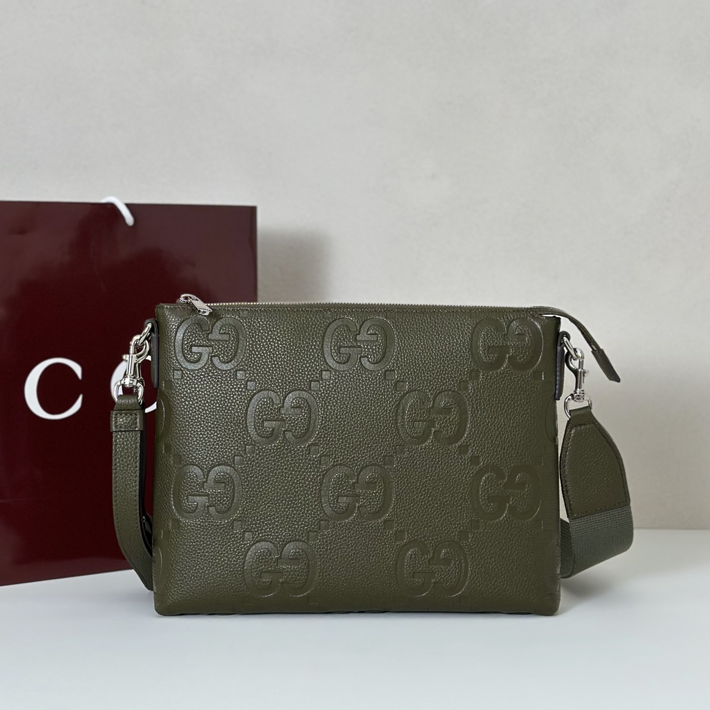 NO:407125,The quality of the counter, top-quality original goods, real-life photos!  Model number 696009 deep green lyre pressure G, size width 31x height 24.5x side width 5cm, batch, GUCCI [original leather], gucci19860909专柜品质,顶级原单货,实物实拍！款号696009深绿荔压G,尺寸宽31x高24.5x侧宽5cm,批,GUCCI【原厂皮】,gucci,Bag
