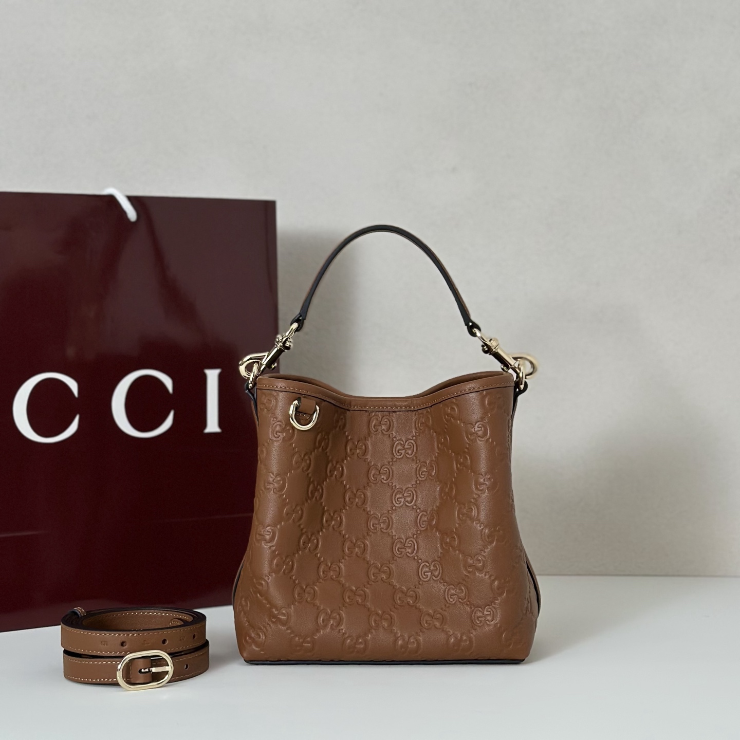 NO:754502,Counter quality, top-quality original goods, real photos!  Model No. 815118 brown embossed, size width 20.5X height 18X side width 11.5cm, batch, Gucci original leather [price based on quantity]19860909专柜品质,顶级原单货,实物实拍！款号815118棕色压字,尺寸宽20.5X高18X侧宽11.5cm,批,古奇原厂皮【跑量价】,Bag