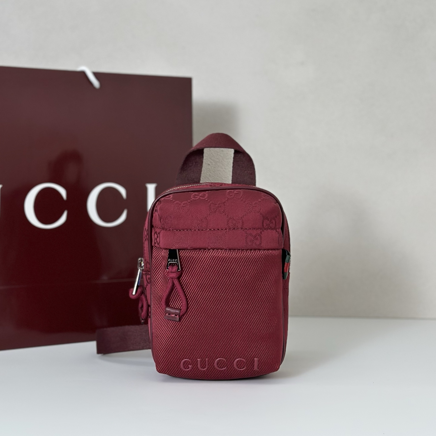 NO:407118,The quality of the counter, top-quality original goods, real-life photos!  Model number 834274 red canvas, size width 12.5x height 17.5x side width 4cm, batch, GUCCI [original leather], gucci19860909专柜品质,顶级原单货,实物实拍！款号834274红色帆布,尺寸宽12.5x高17.5x侧宽4cm,批,GUCCI【原厂皮】,gucci,Bag