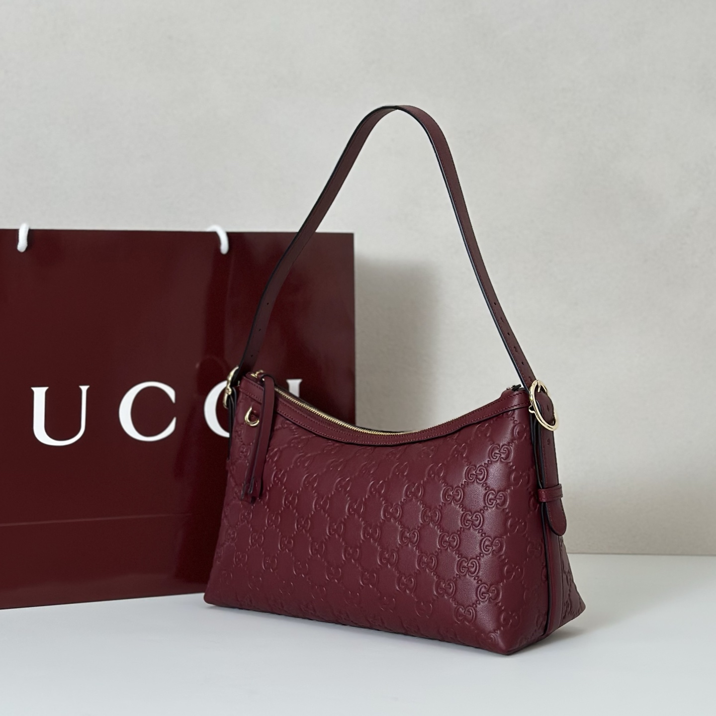 Gucci Guccissima Leather Shoulder Bag, Wine Red, 30x19x11cm 3 i1754193170358 4159 0 1