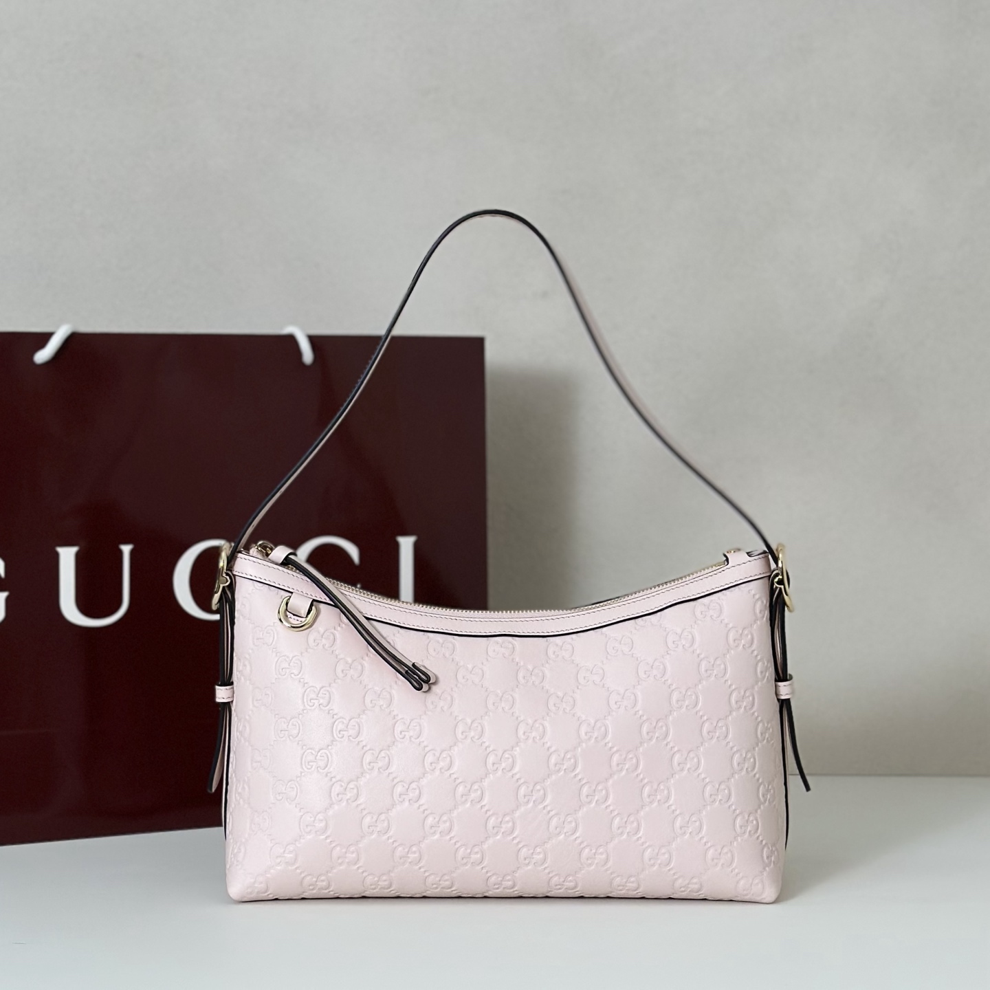 NO:406971,The quality of the counter, top-quality original goods, real-life photos!  Model number 847449 light pink pressed characters, size width 30X height 19X side width 11cm, batch, GUCCI [original leather], gucci19860909专柜品质,顶级原单货,实物实拍！款号847449浅粉压字,尺寸宽30X高19X侧宽11cm,批,GUCCI【原厂皮】,gucci,Bag