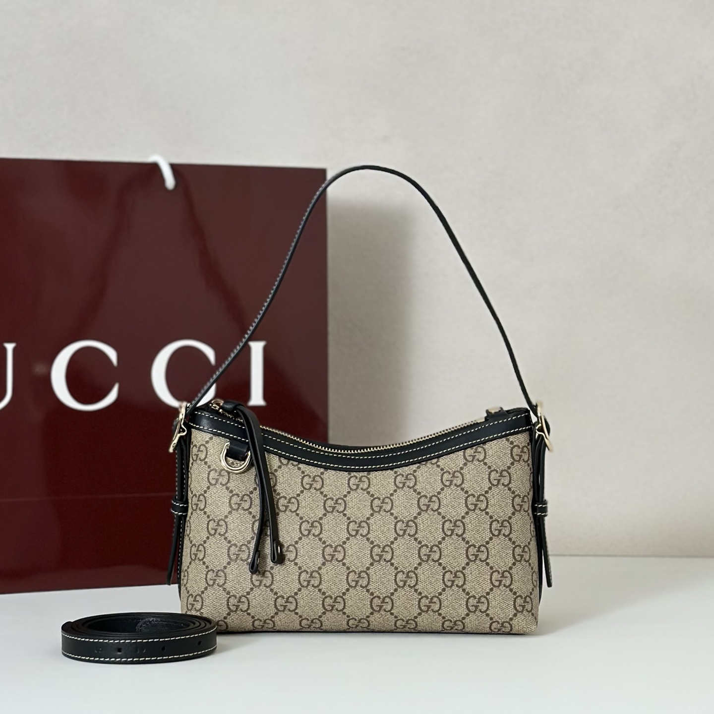 NO:406964,The quality of the counter, top-quality original goods, real-life photos!  Model number 847450 coffee grams, size width 22X height 14X side width 8, batch, GUCCI [original leather], gucci19860909专柜品质,顶级原单货,实物实拍！款号847450啡克,尺寸宽22X高14X侧宽8,批,GUCCI【原厂皮】,gucci,Bag