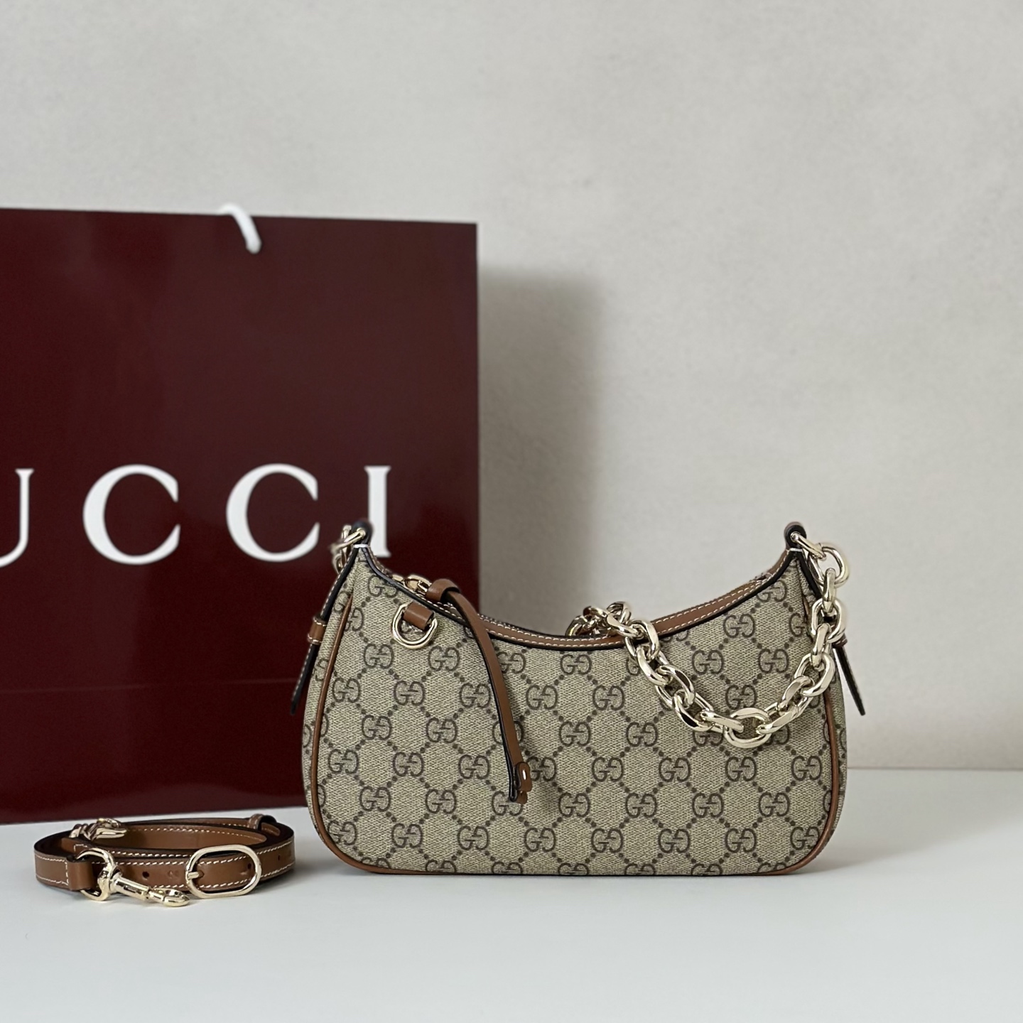 Gucci Style Brown Bag Lookbook Reference image 1