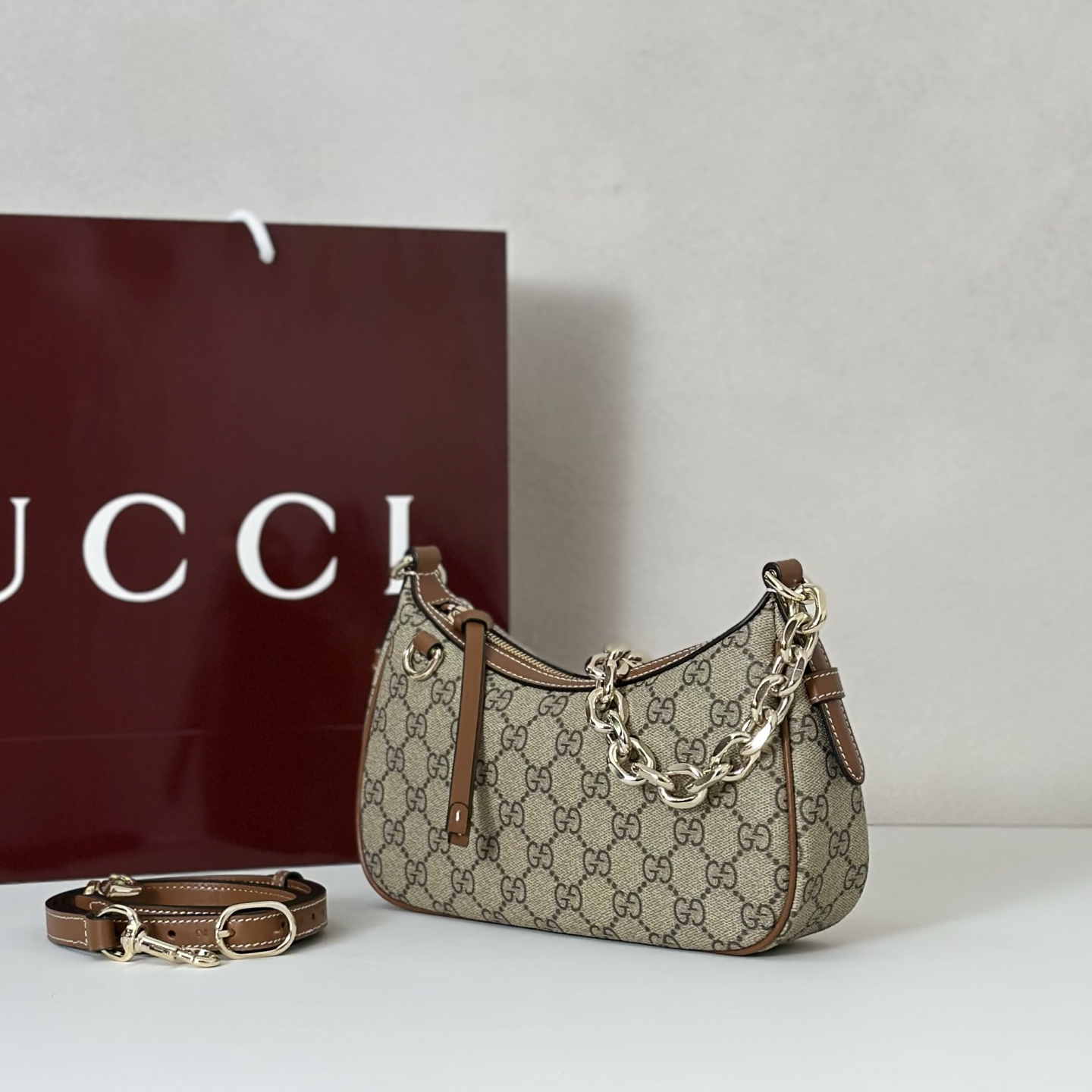 Gucci Style Brown Bag Lookbook Reference image 2