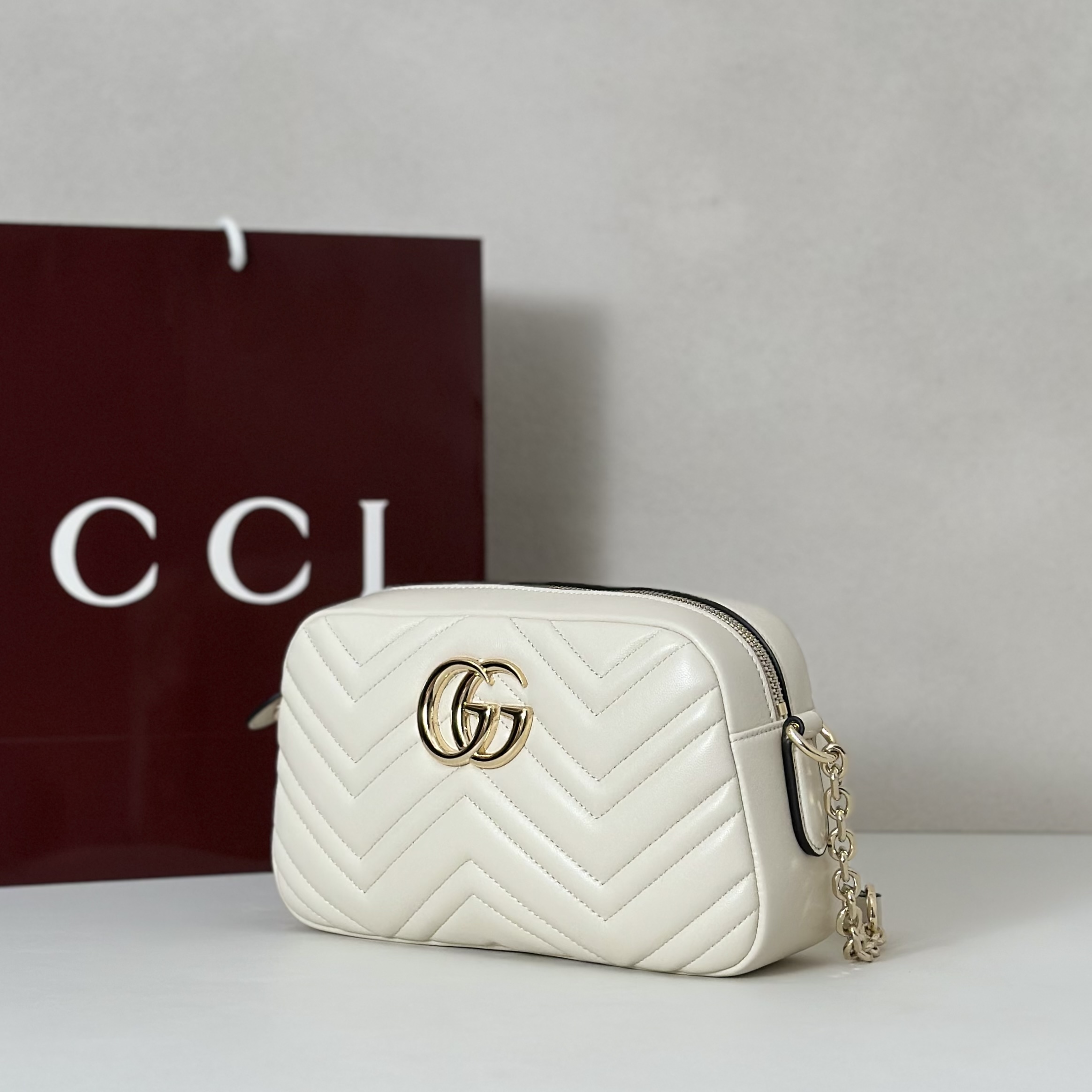 Gucci Style White Bag Lookbook Reference image 2