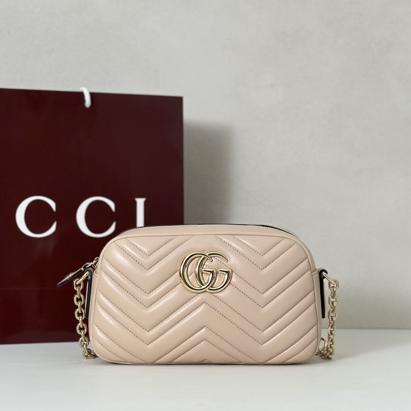 Gucci Style Pink Bag Lookbook Reference image 1