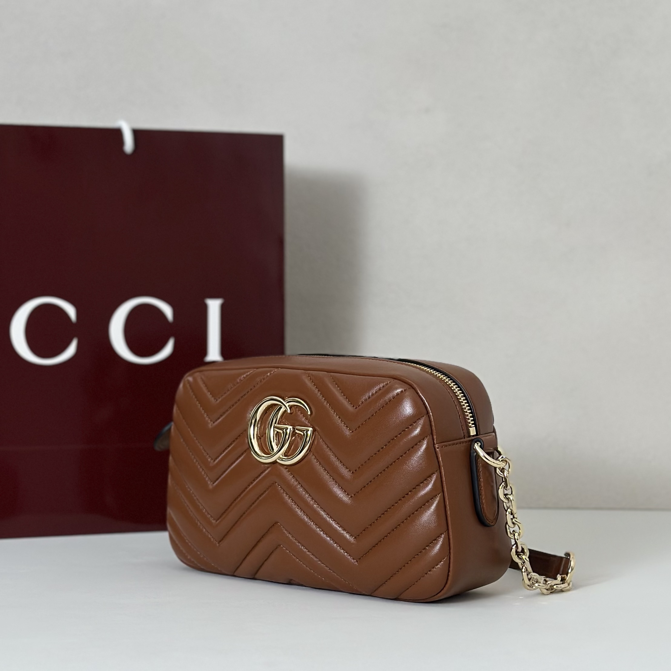 Gucci Style Brown Bag Lookbook Reference image 2