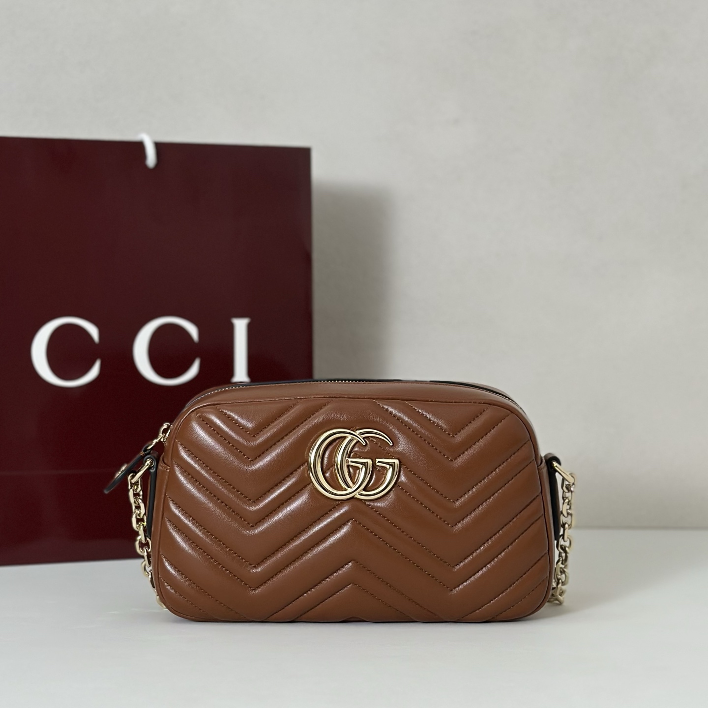 Gucci Style Brown Bag Lookbook Reference image 1