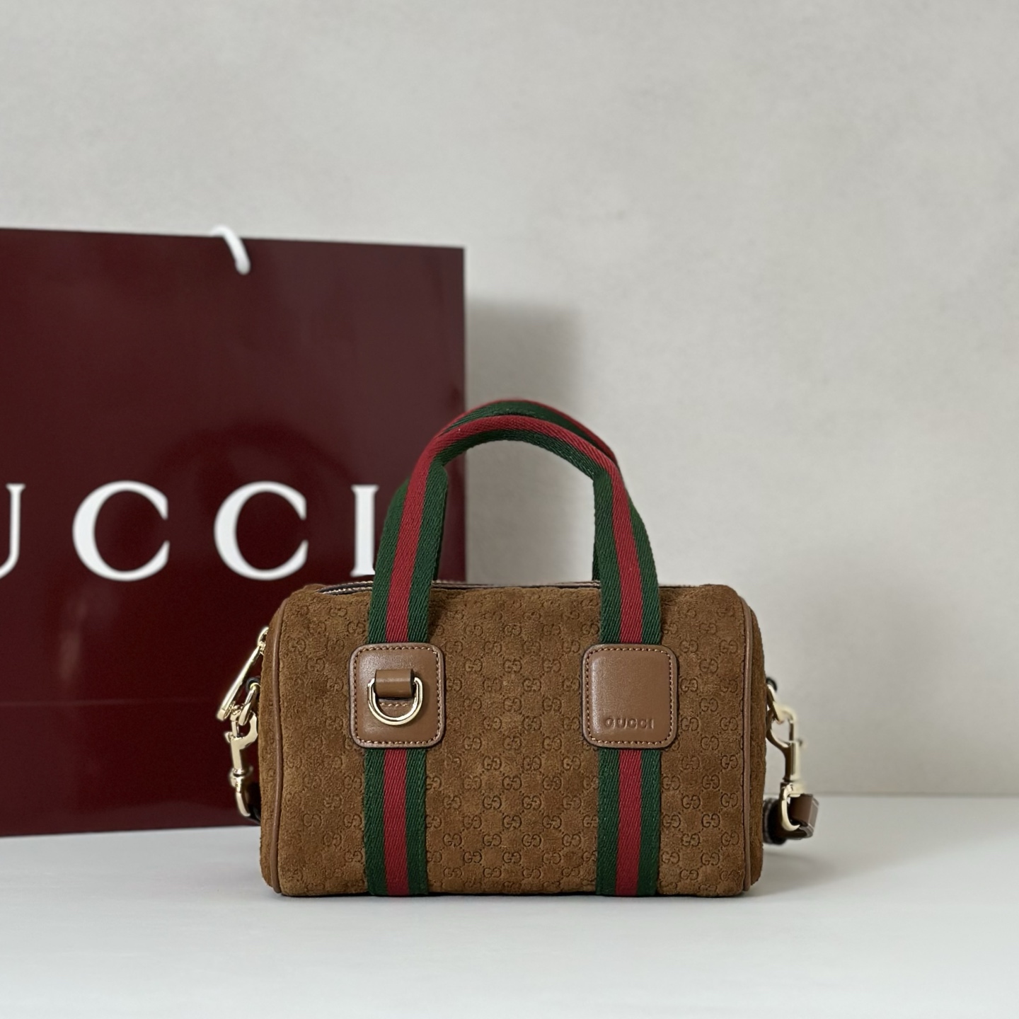 NO:582274,Counter quality, top-quality original goods, real photos!  Model number 859975 brown velvet leather pressed G, size width 20X height 13X side width 13cm, batch, GUCCI [original leather], gucci19860909专柜品质,顶级原单货,实物实拍！款号859975棕绒皮压G,尺寸宽20X高13X侧宽13cm,批,GUCCI【原厂皮】,gucci,Bag