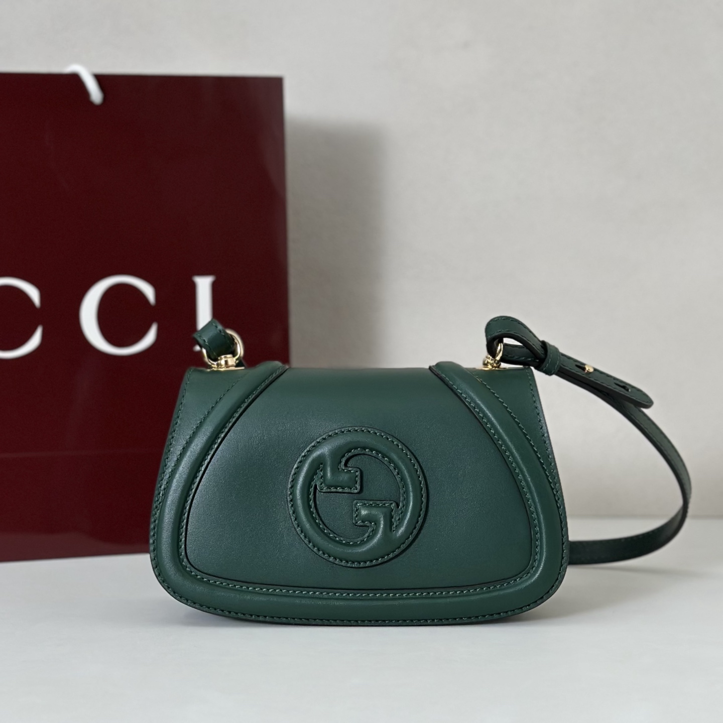 Gucci Style Green Bag Lookbook Reference image 1