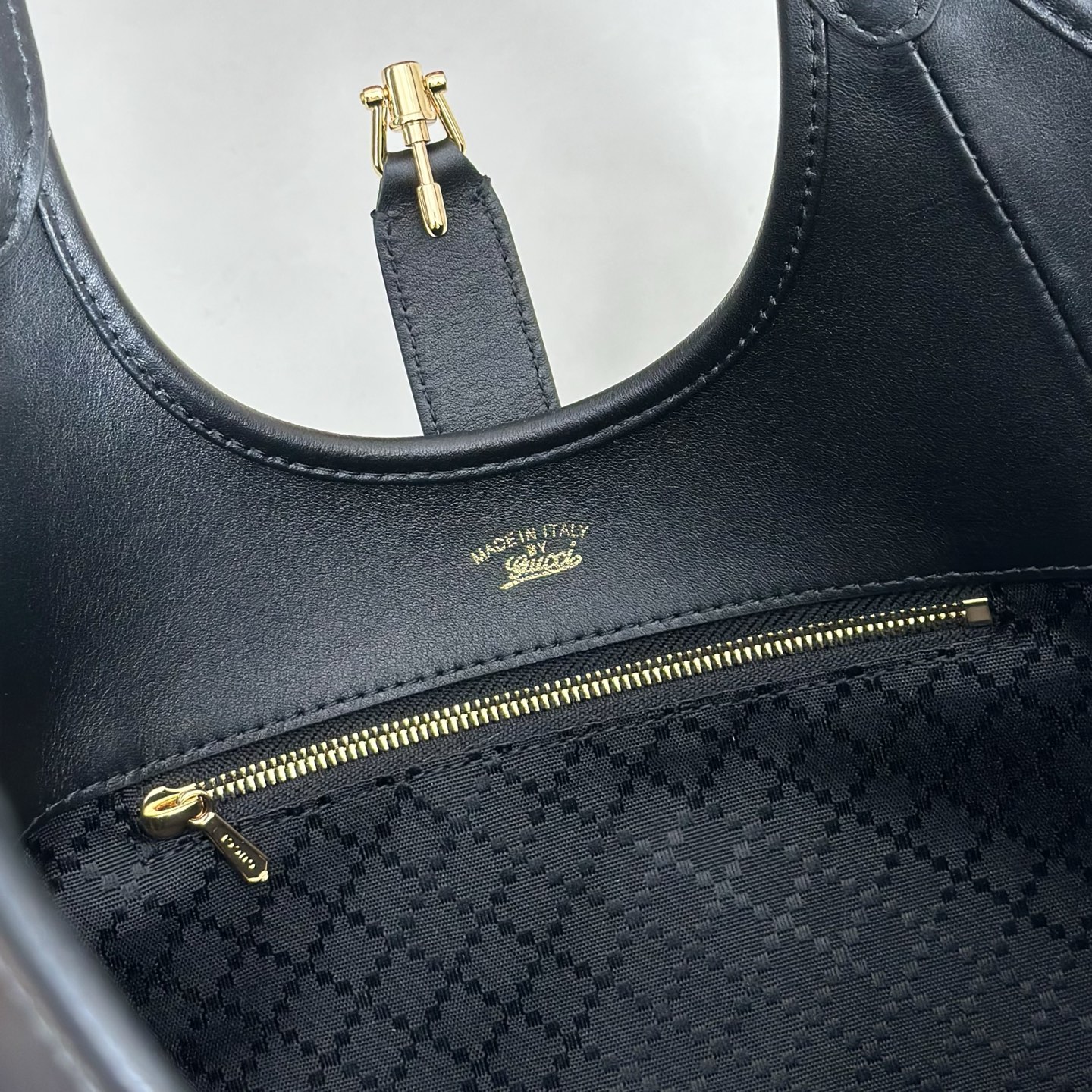 Gucci Style Bag style reference detail image 9 from source 770113