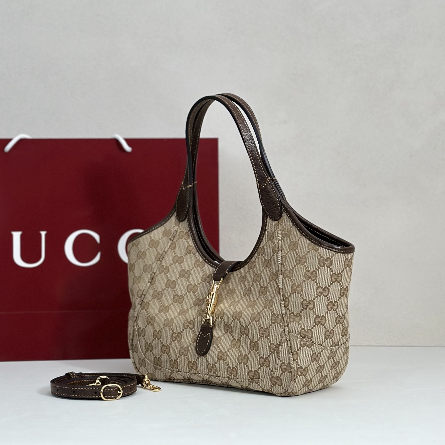 Gucci Style Brown Leather Bag style reference detail image 2 from source 770122