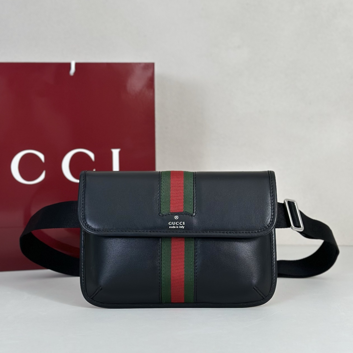 NO:856580,Counter quality, top-quality original goods, real photos!  Model number 867032 grams leather, size width 24x height 17x side width 3.5cm, batch, Gucci original leather [price based on quantity]19860909专柜品质,顶级原单货,实物实拍！款号867032克皮,尺寸宽24x高17x侧宽3.5cm,批,古奇原厂皮【跑量价】,Bag