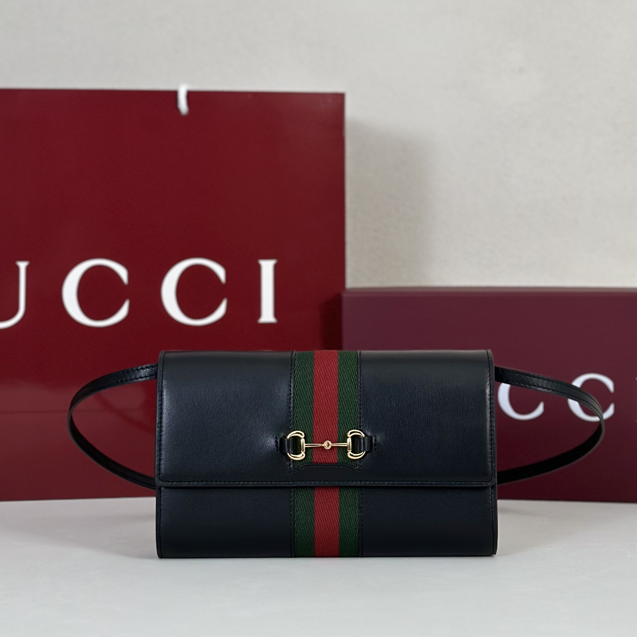 NO:856538,Counter quality, top-quality original goods, real photos!  Model No. 867 120g leather, size width 21X height 12.5X side width 4cm, batch, Gucci original leather [price based on quantity]19860909专柜品质,顶级原单货,实物实拍！款号867120克皮,尺寸宽21X高12.5X侧宽4cm,批,古奇原厂皮【跑量价】,Bag