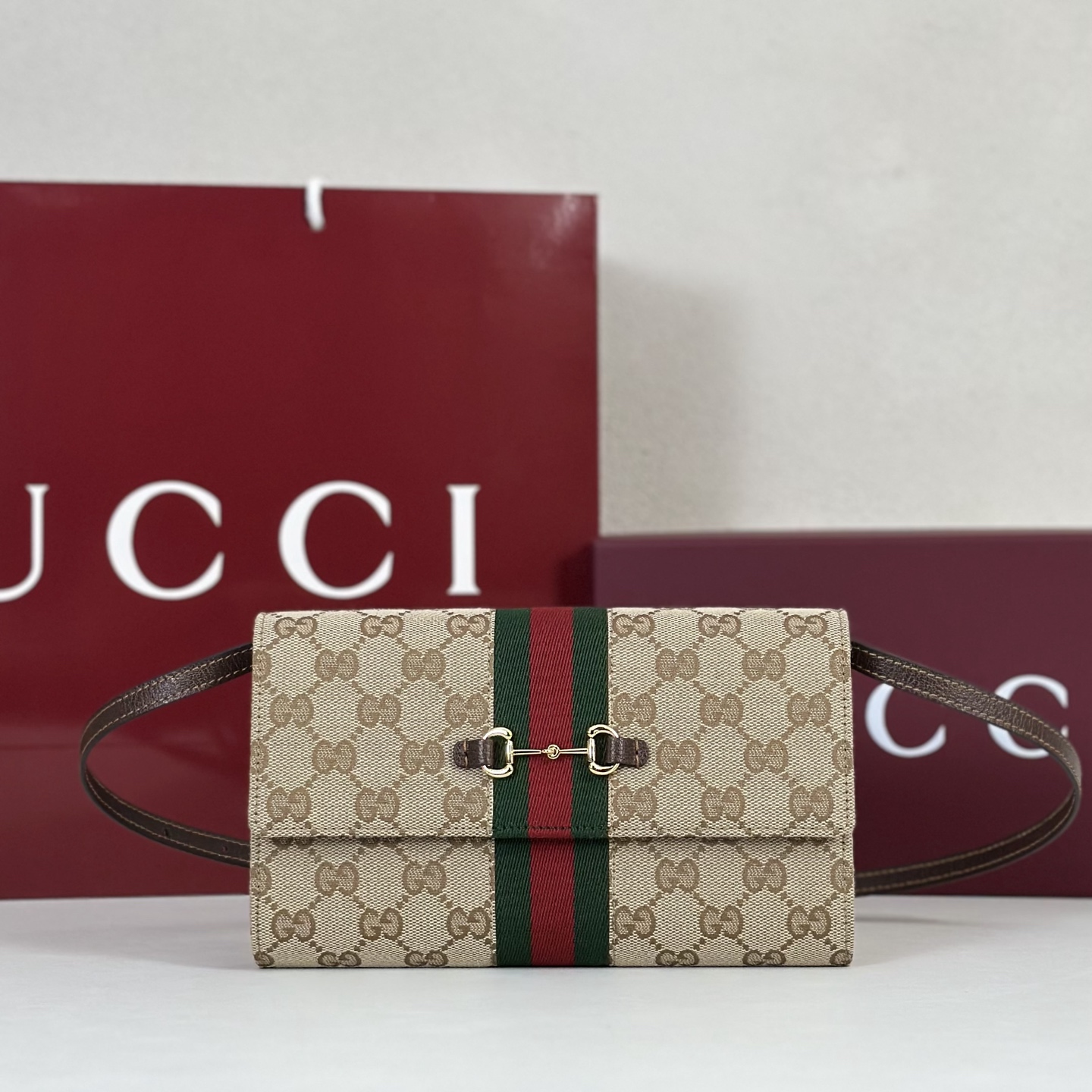 NO:856547,Counter quality, top-quality original goods, real photos!  Model number 867120 light apricot cloth, size width 21X height 12.5X side width 4cm, batch, Gucci original leather [price based on quantity]19860909专柜品质,顶级原单货,实物实拍！款号867120浅杏布,尺寸宽21X高12.5X侧宽4cm,批,古奇原厂皮【跑量价】,Bag