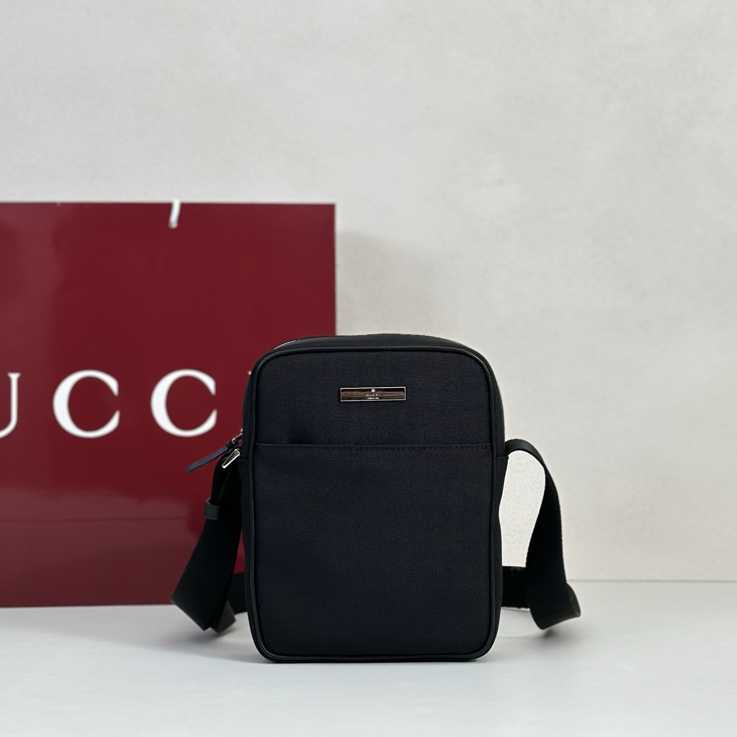 NO:856618,Counter quality, top-quality original goods, real photos!  Style number A0022Z gram cloth, size width 14X height 20X side width 4cm, batch, Gucci original leather [price based on quantity]19860909专柜品质,顶级原单货,实物实拍！款号A0022Z克布,尺寸宽14X高20X侧宽4cm,批,古奇原厂皮【跑量价】,Bag