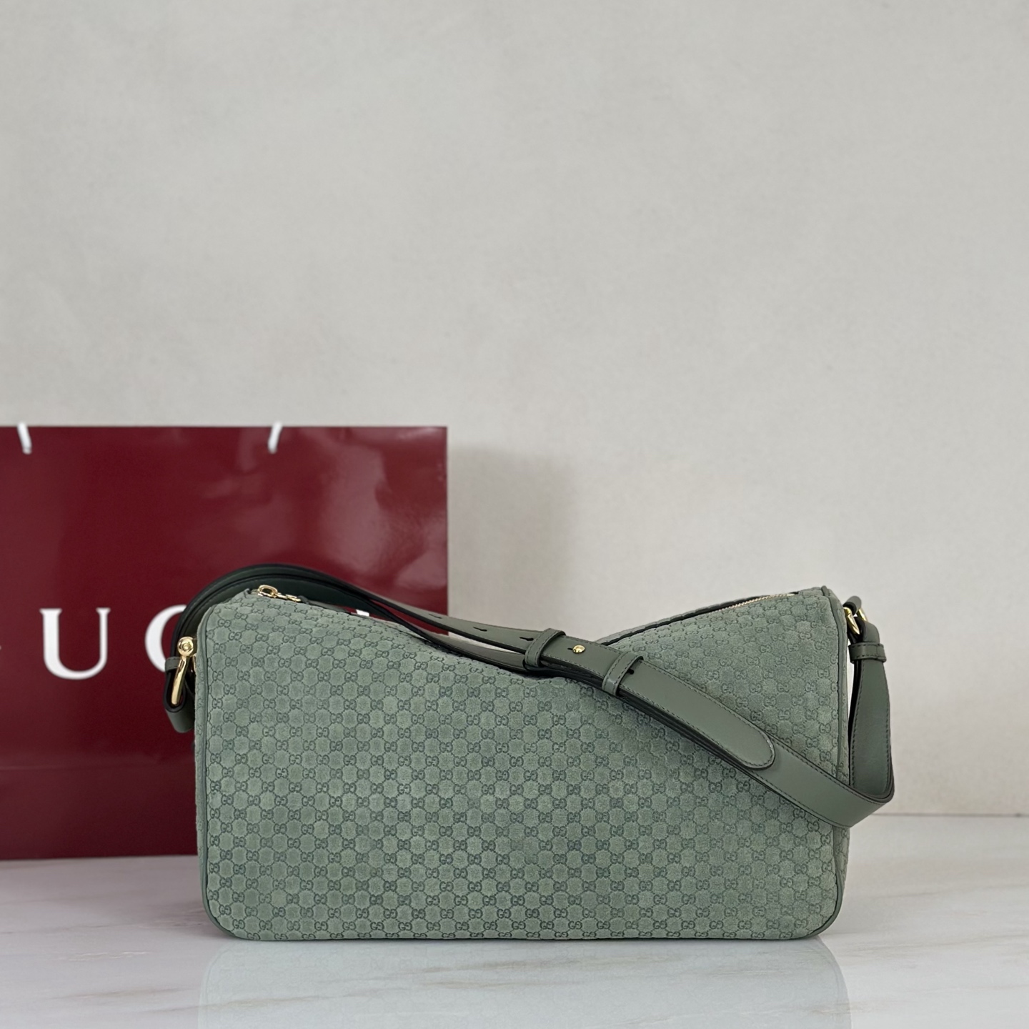 NO:856867,Counter quality, top-quality original goods, real photos!  Model number 862530 gray green suede embossed, size width 38X height 20X side width 15cm, batch, Gucci original leather [price based on quantity]19860909专柜品质,顶级原单货,实物实拍！款号862530灰绿反绒压,尺寸宽38X高20X侧宽15cm,批,古奇原厂皮【跑量价】,Bag