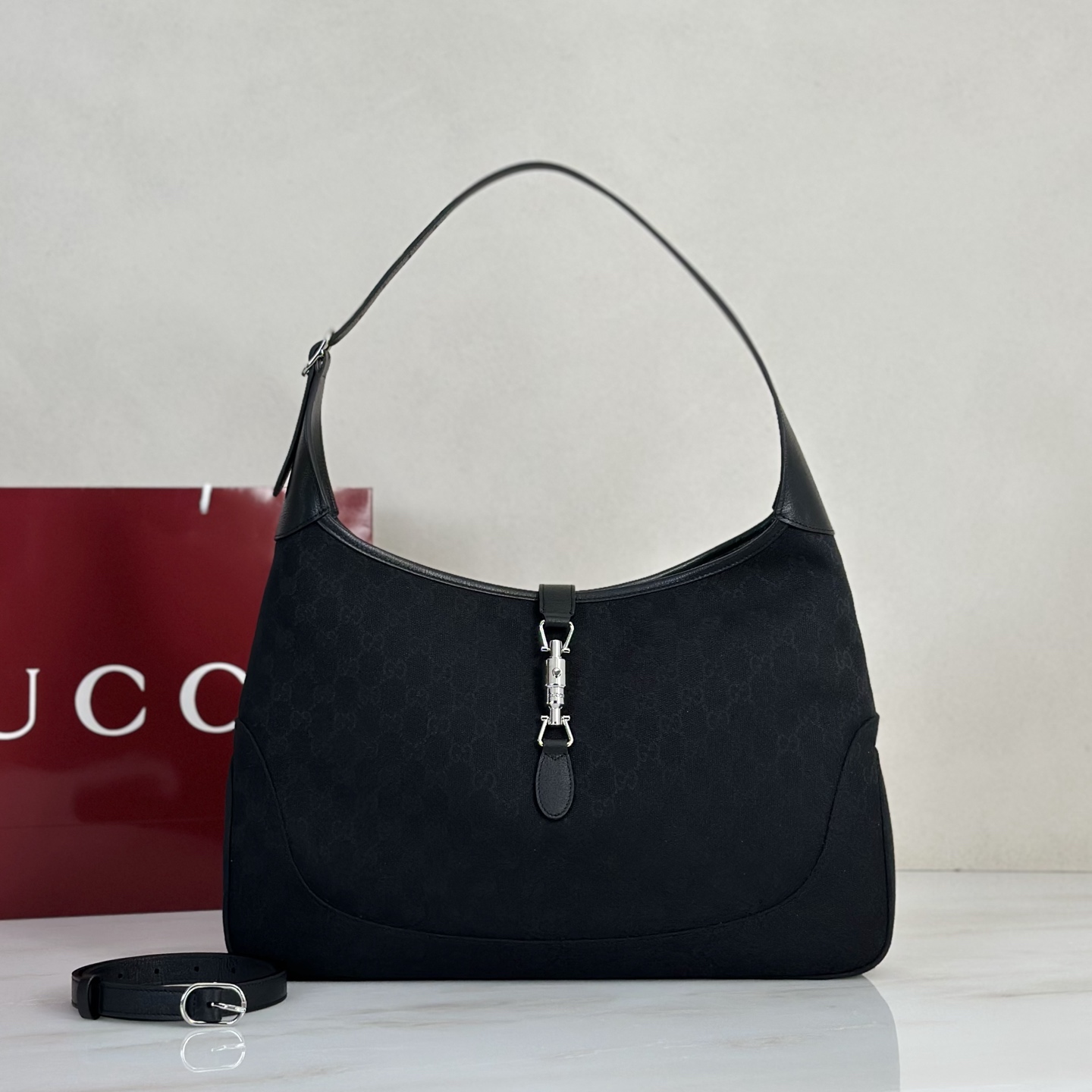 NO:856330,Counter quality, top-quality original goods, real photos!  Style number 863279 gram cloth, size width 40X height 29X side width 5cm, batch, Gucci original leather [price based on quantity]19860909专柜品质,顶级原单货,实物实拍！款号863279克布,尺寸宽40X高29X侧宽5cm,批,古奇原厂皮【跑量价】,Bag