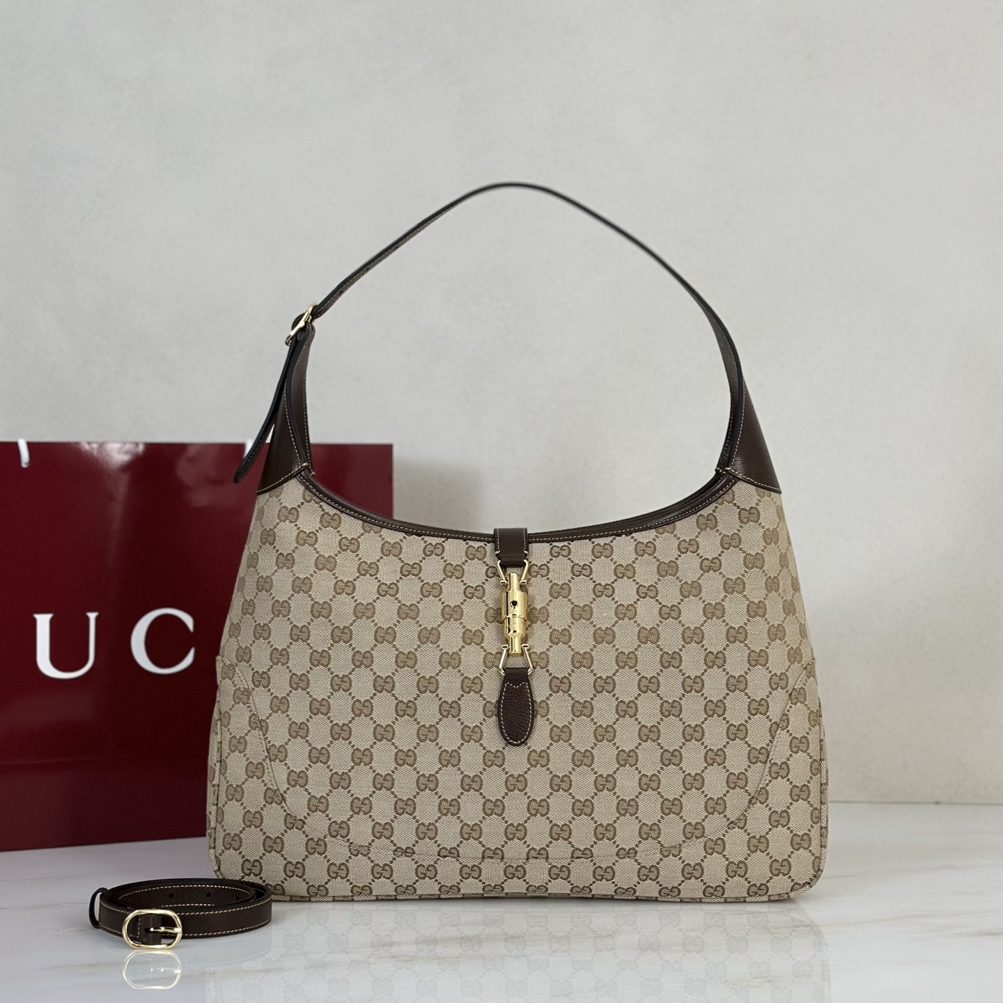 NO:856340,Counter quality, top-quality original goods, real photos!  Model number 863279 light apricot cloth, size width 40X height 29X side width 5cm, batch, Gucci original leather [price based on quantity]19860909专柜品质,顶级原单货,实物实拍！款号863279浅杏布,尺寸宽40X高29X侧宽5cm,批,古奇原厂皮【跑量价】,Bag