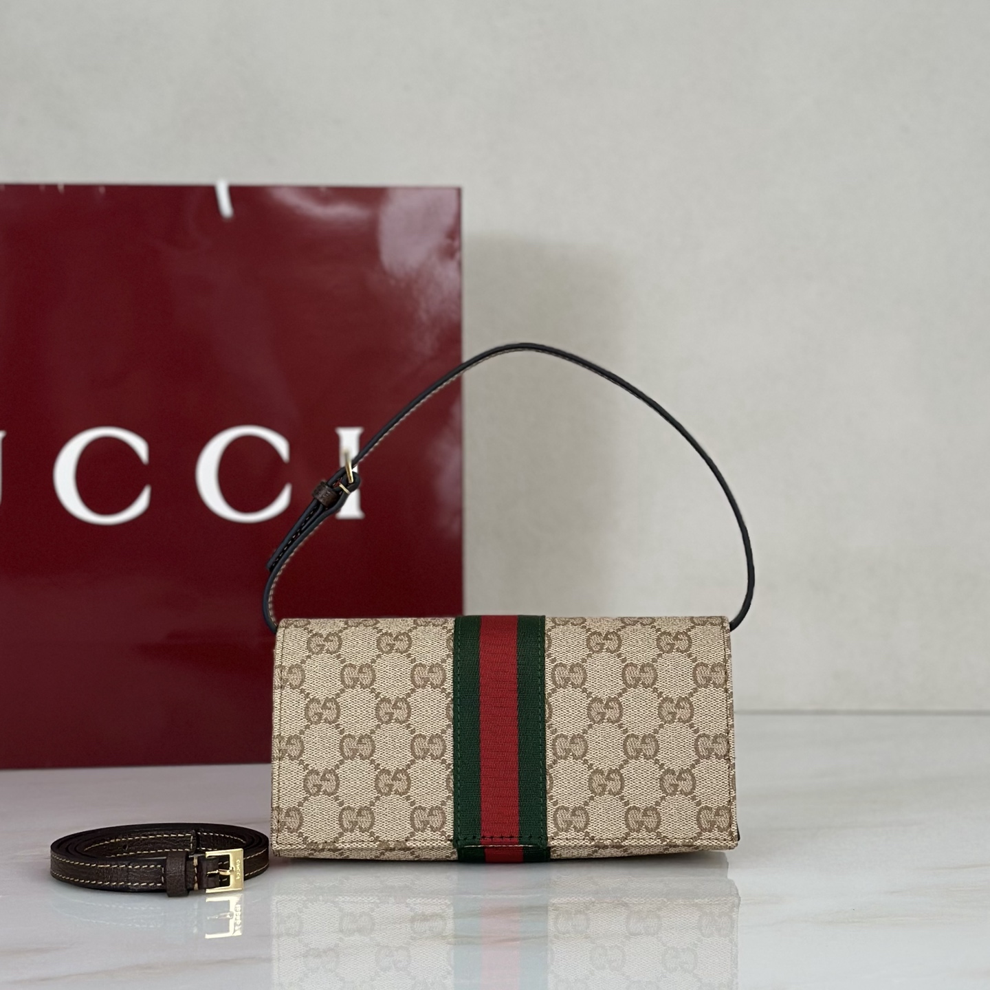 NO:856967,Counter quality, top-quality original goods, real photos!  Model number A002KM apricot crystal cloth, size width 23X height 11.5X side width 8, batch, Gucci original leather [price based on quantity]19860909专柜品质,顶级原单货,实物实拍！款号A002KM杏水晶布,尺寸宽23X高11.5X侧宽8,批,古奇原厂皮【跑量价】,Bag
