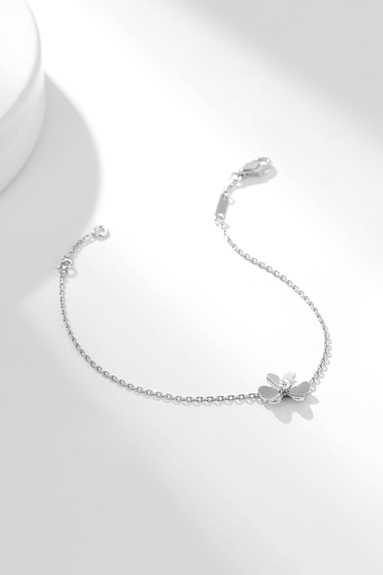 “Stylish Crystal Jewelry Collection: Bracelets, Necklaces, and More with United States Imported Diamond Drills” - 图片 5