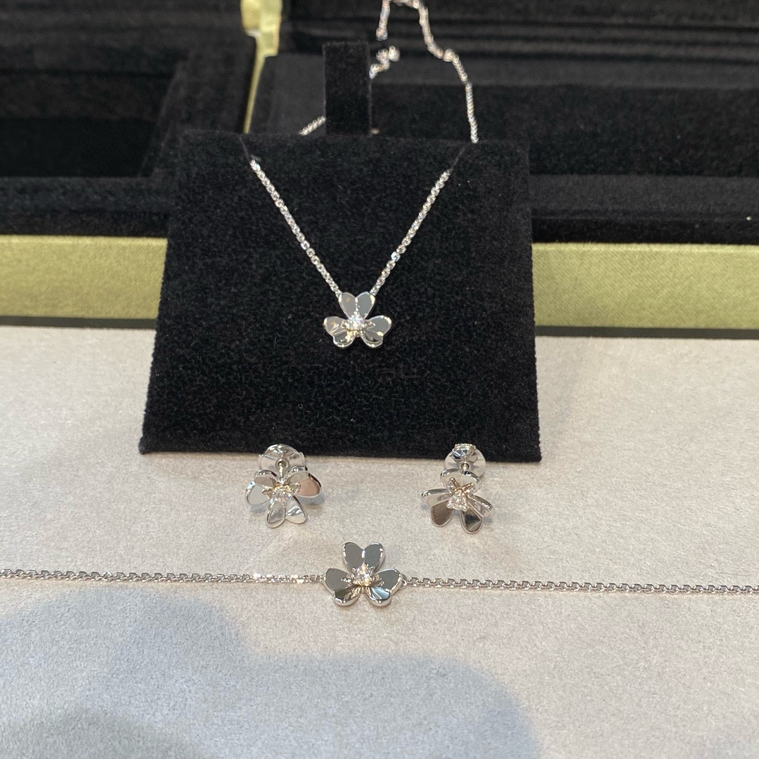 Van Cleef & Arpels vca Frivole吊坠mini项链