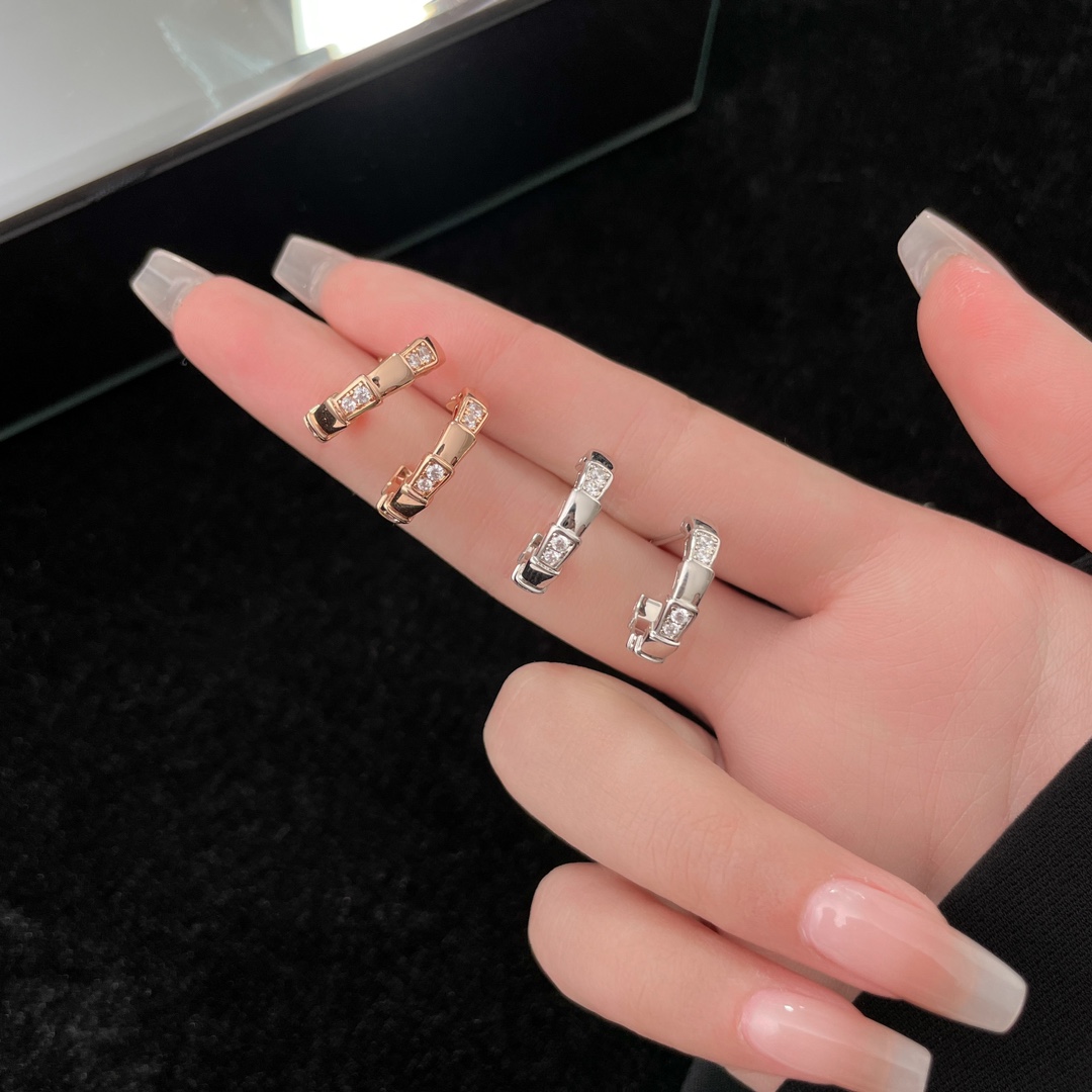 Bvlgari Earrings Metal Diamond-Studded Serpenti