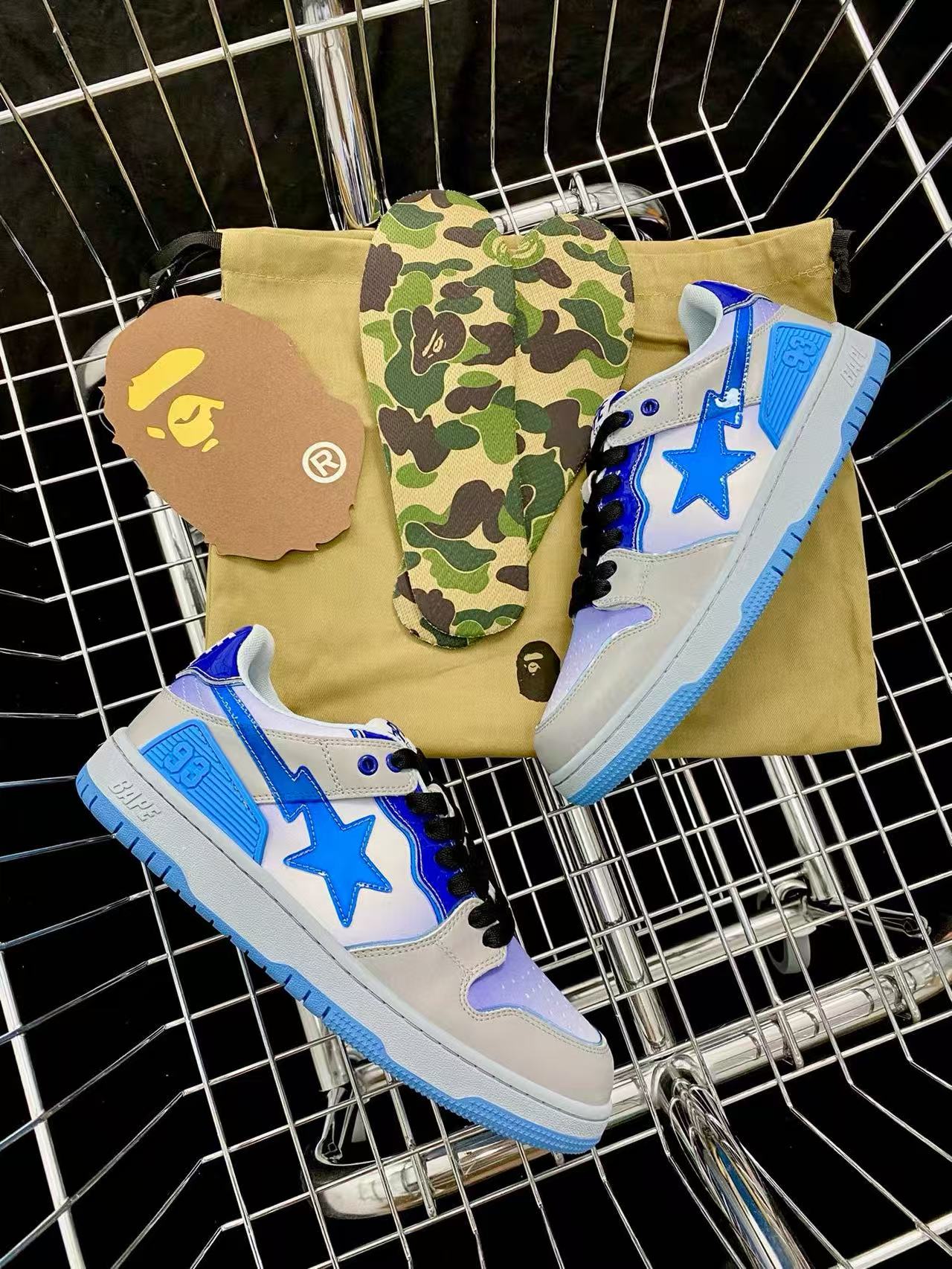纯原福利特价  
Bape Sta To Low 明星同款 猿人头低帮运动休闲板鞋 全套原纸板楦头开发 