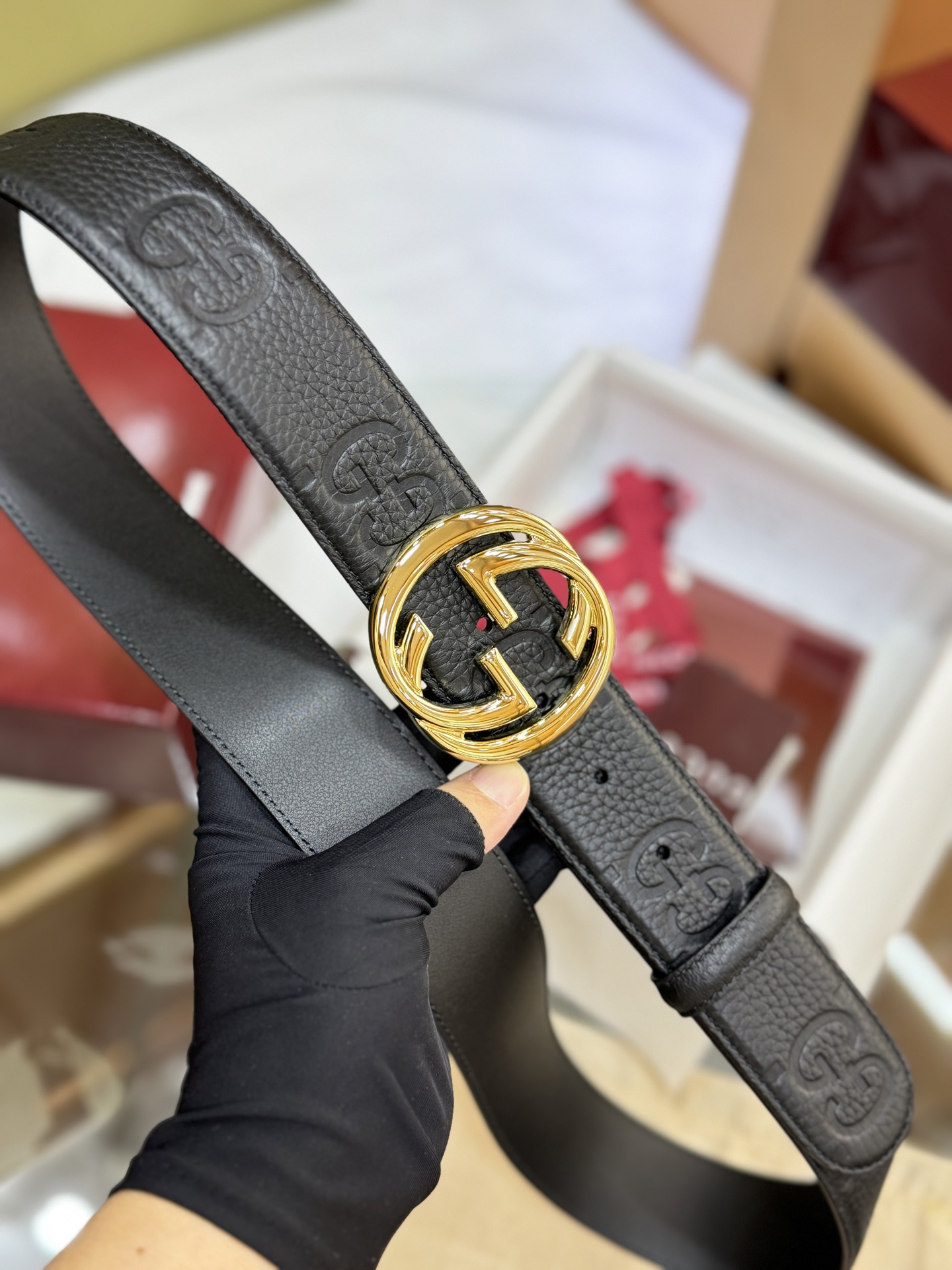 “GG 4.0 cm Fire Belt: Classic Style for Sophisticated Men with Gold Buttons and Imported Details” - 图片 2