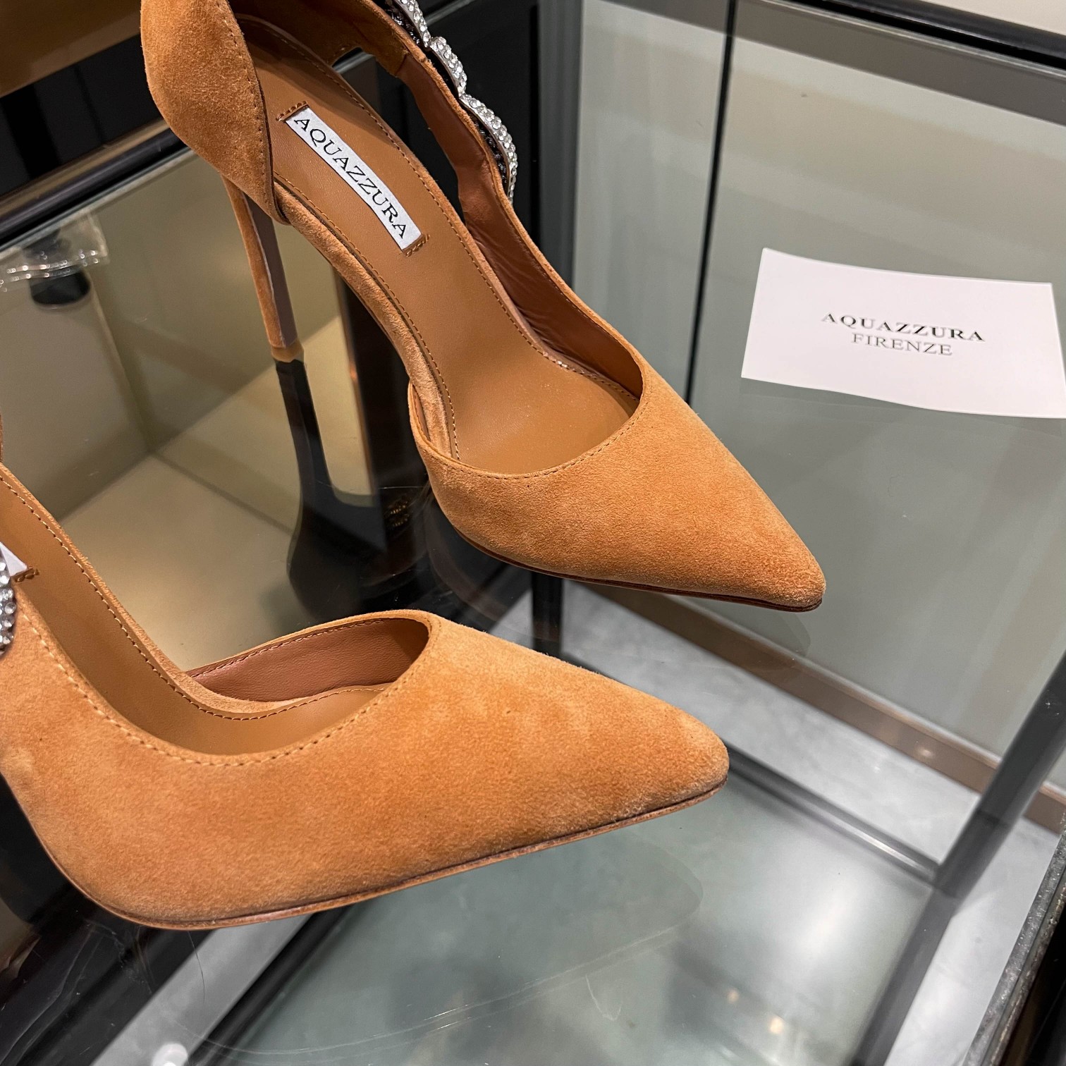 Aquazzura 2024 High-Quality One-Shoe-Shoe with Sparkling Details and Versatile Design - 图片 4
