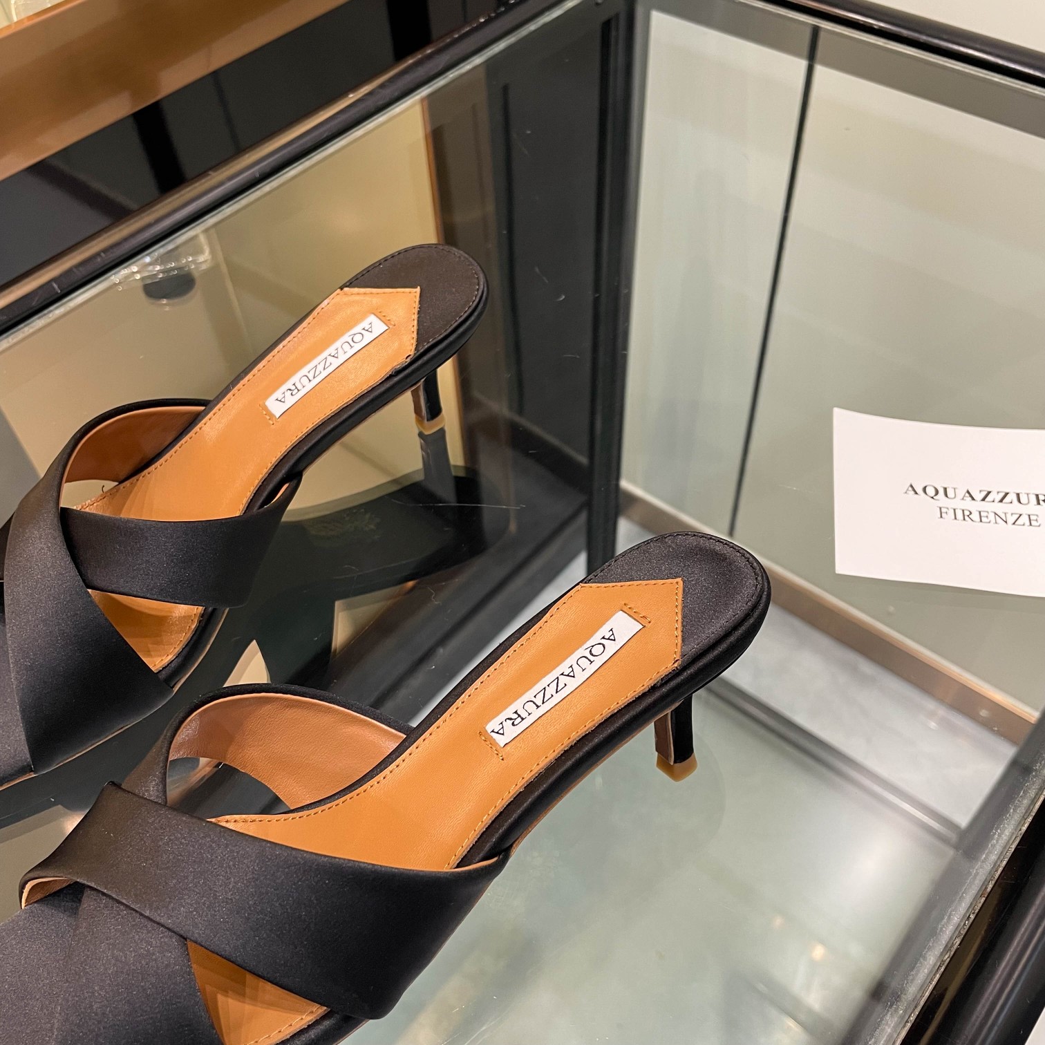 [Aquazzura] Stylish Cross-Laced Slippers for Comfortable Walking - 图片 4