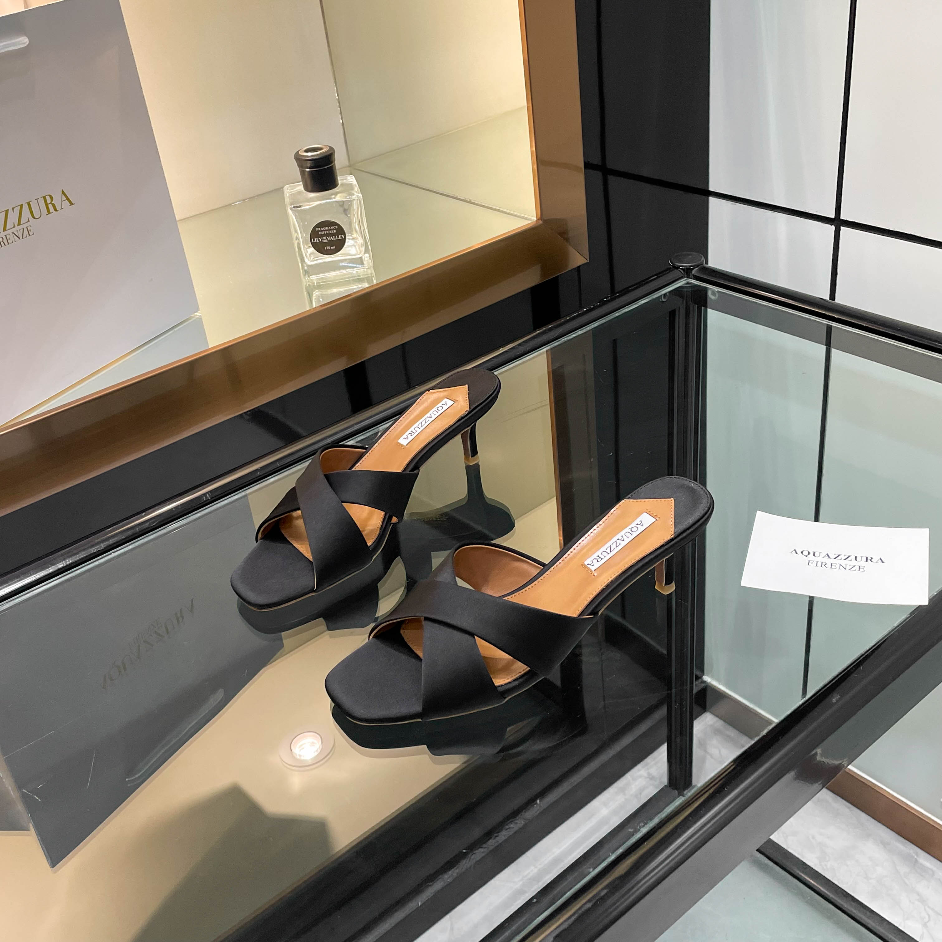 [Aquazzura] Stylish Cross-Laced Slippers for Comfortable Walking - 图片 3