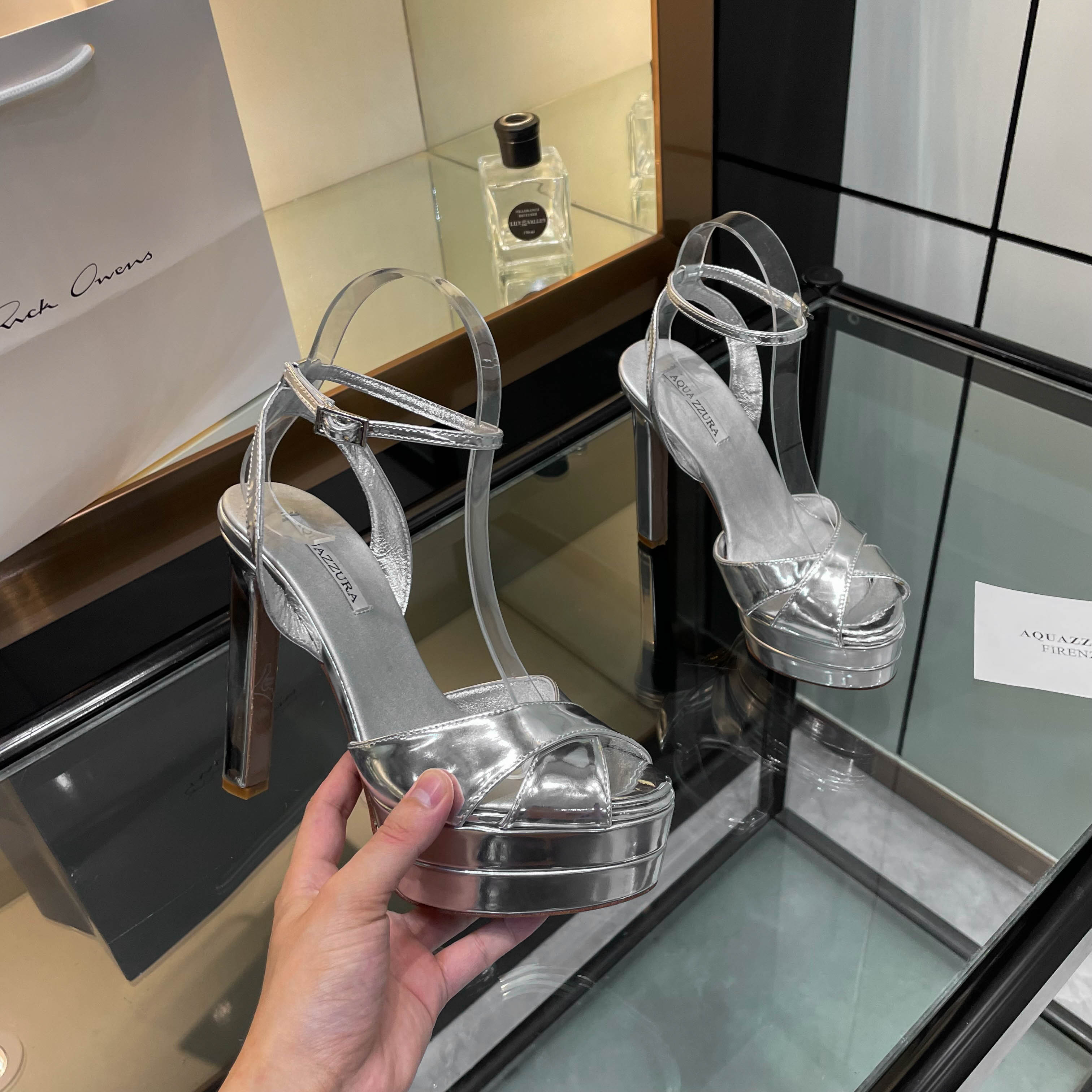 Sandales Aquazzura Argentées à Plateforme et Talon Bloc - Édition Luxe 2025