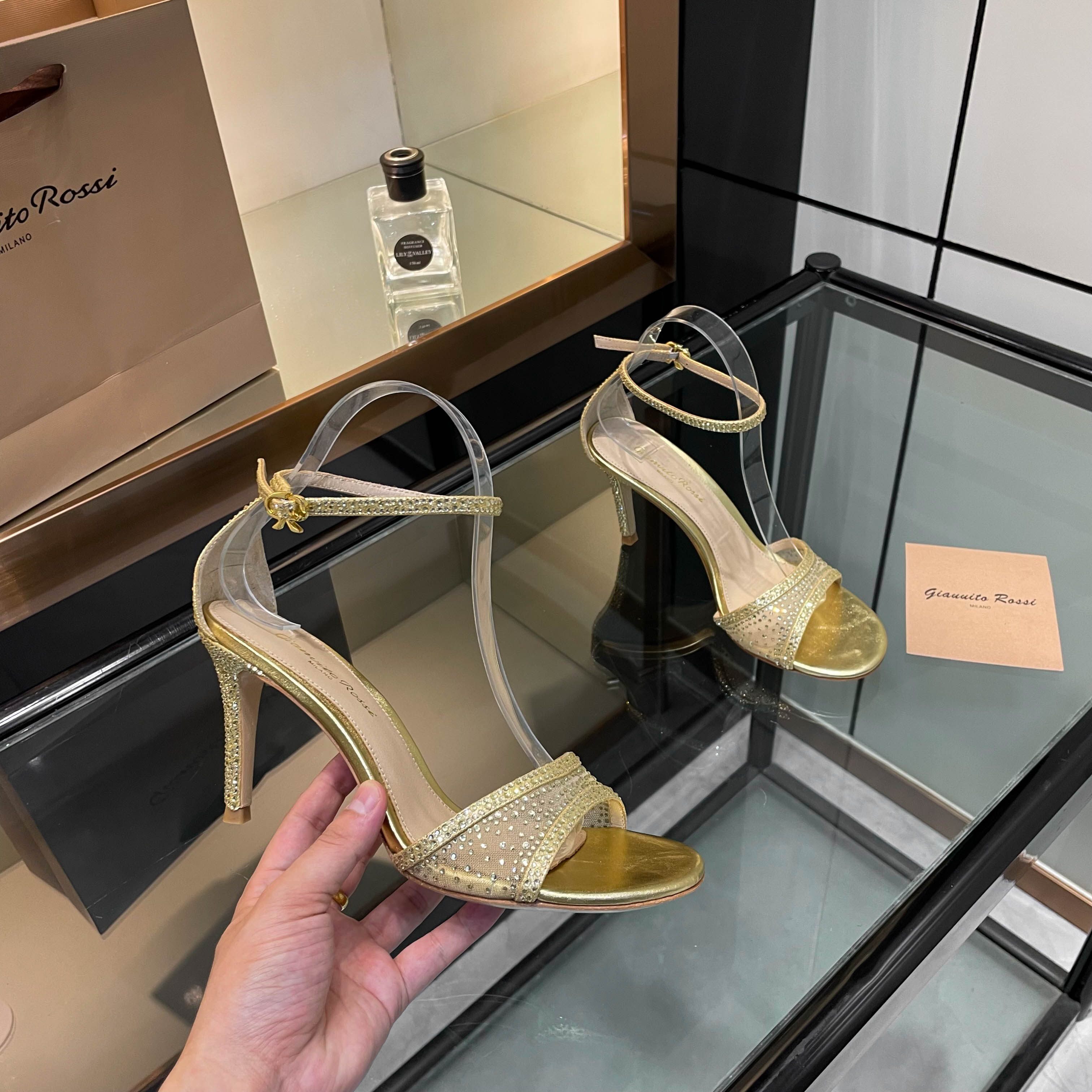 “High-Heel Sandals: Zhushwarocchi Fairy Tale Design, Svalochchi Glamour – Full Package with Luxury Materials”