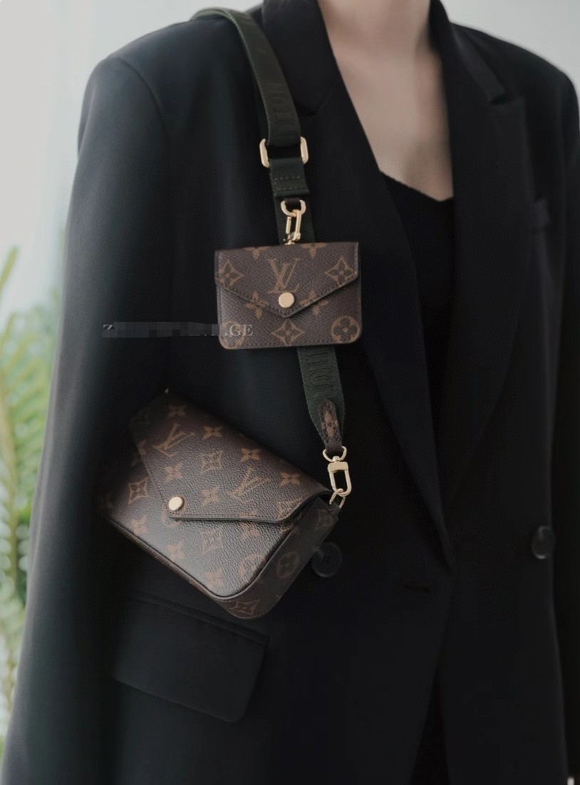 Louis Vuitton Monogram crossbody shoulder