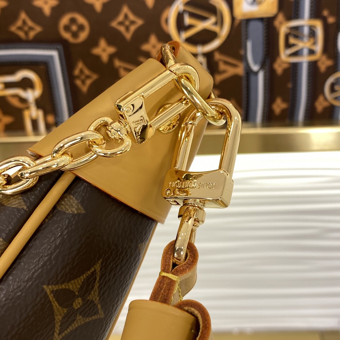 Louis Vuitton M81098 Monogram shoulder