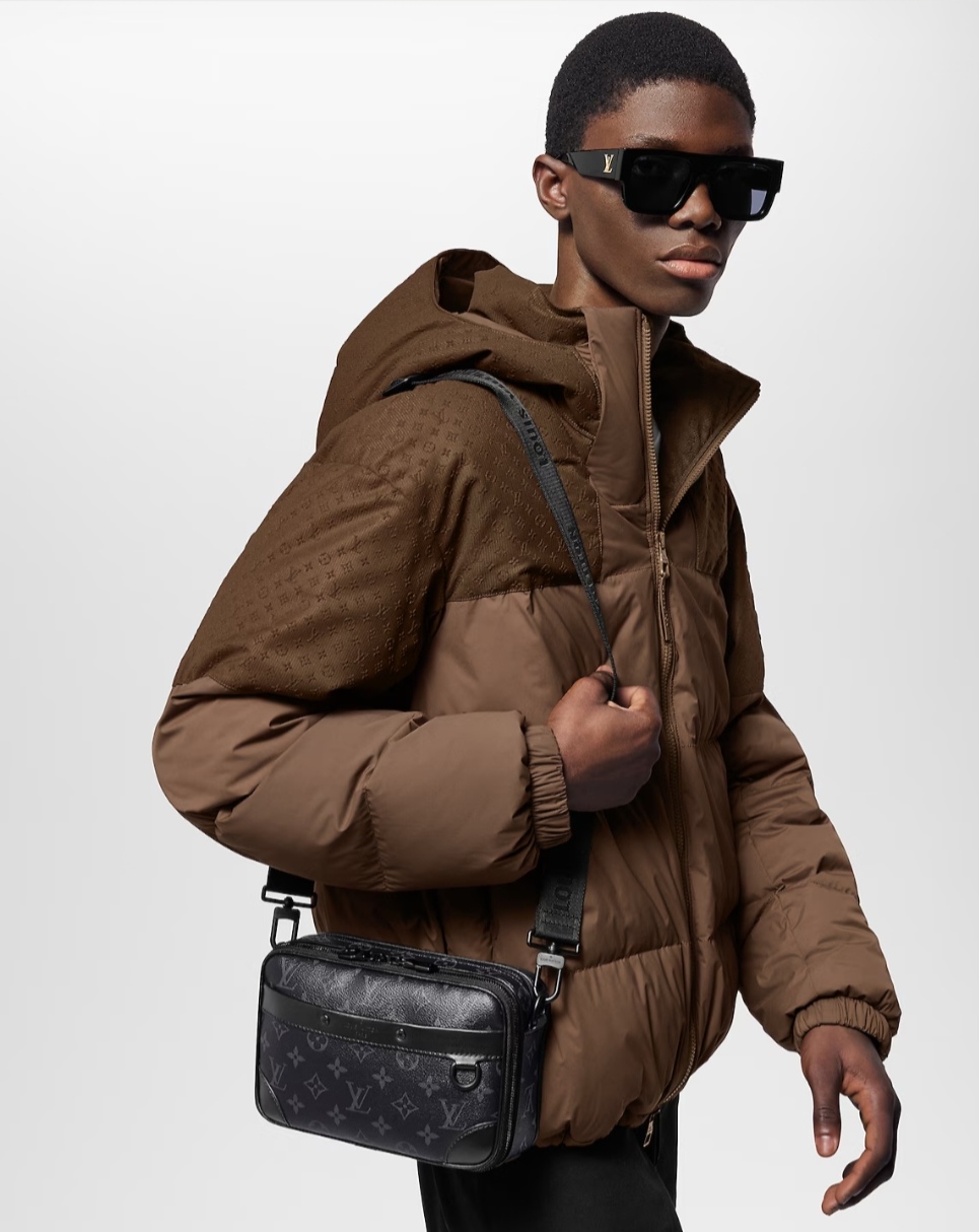 LV bag ALPHA m46955 — photo 3