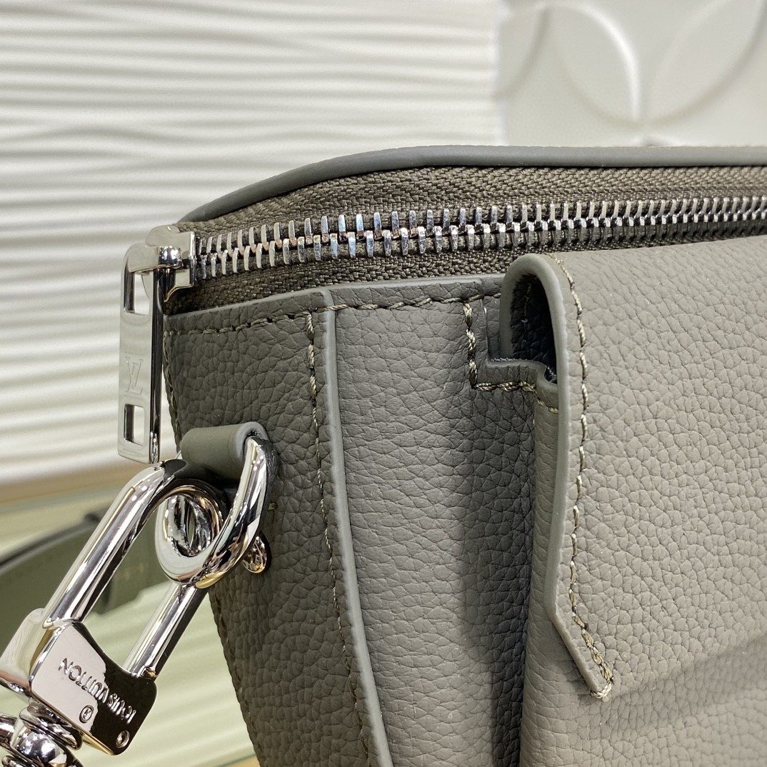 Louis Vuitton M83563 Grey crossbody shoulder