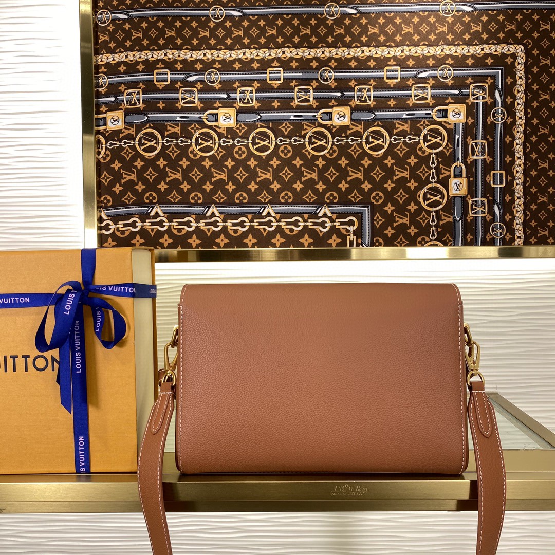 Louis Vuitton Soft Twist Brown shoulder everyday