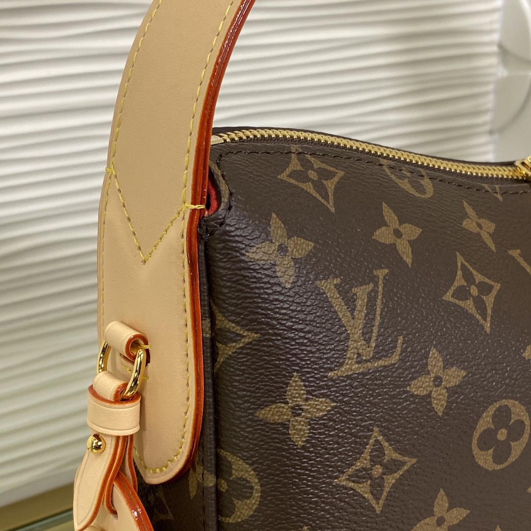 Louis Vuitton M11952 Monogram shoulder